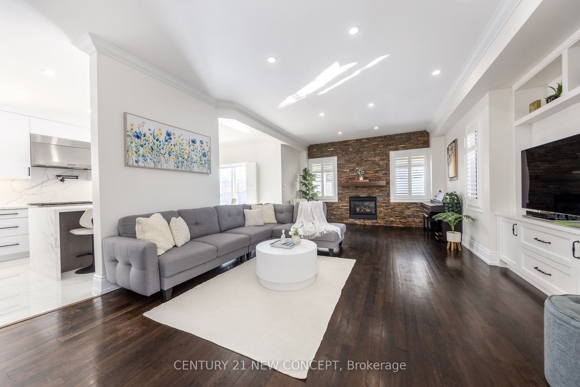 2587 Carberry Way Property Photo 13