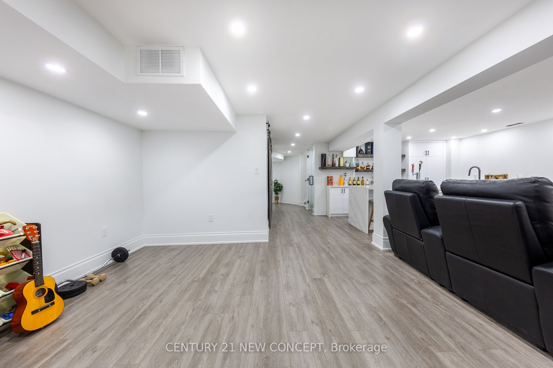 2587 Carberry Way Property Photo 48