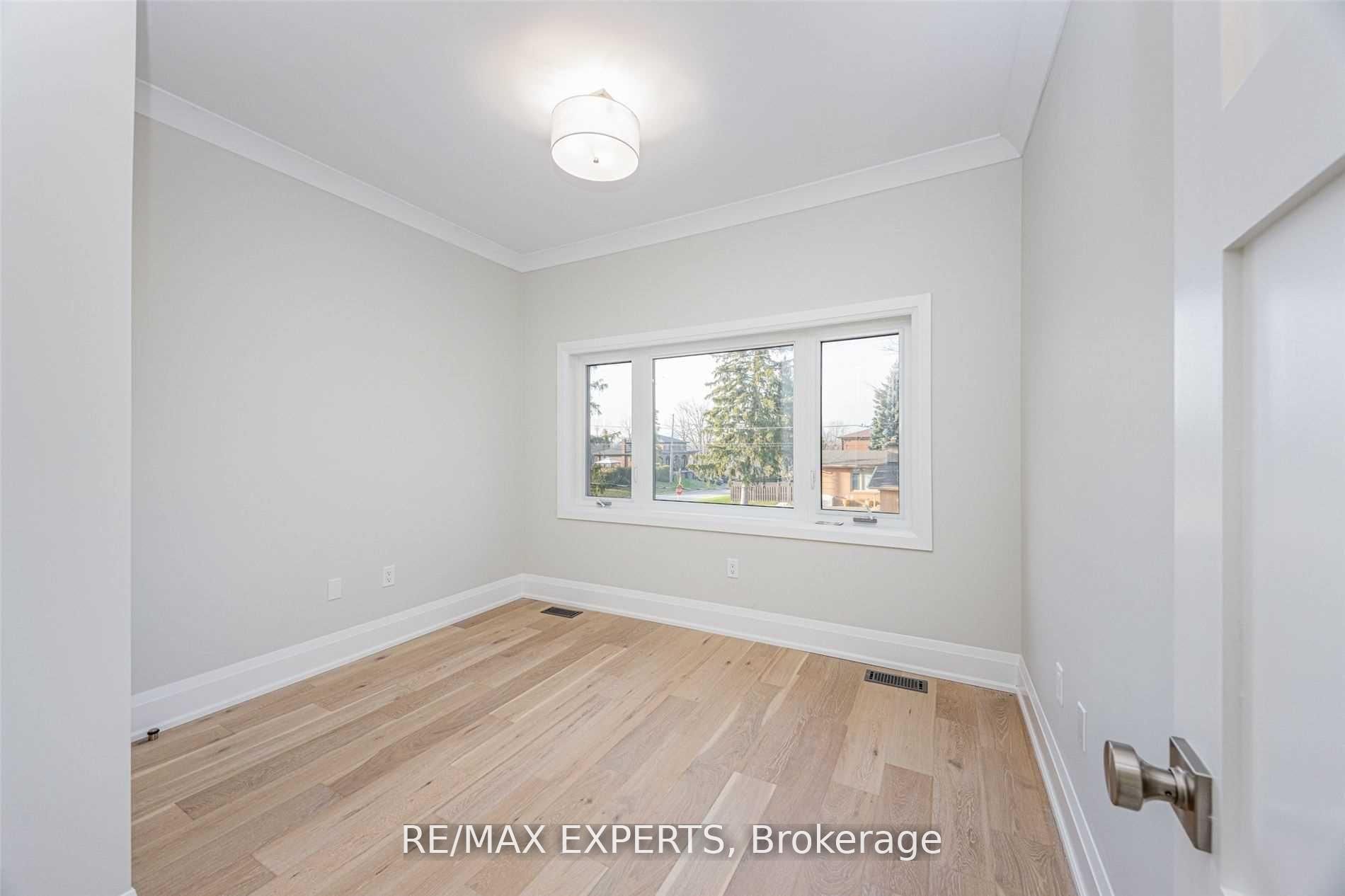 55 Muir Avenue Property Photo 11