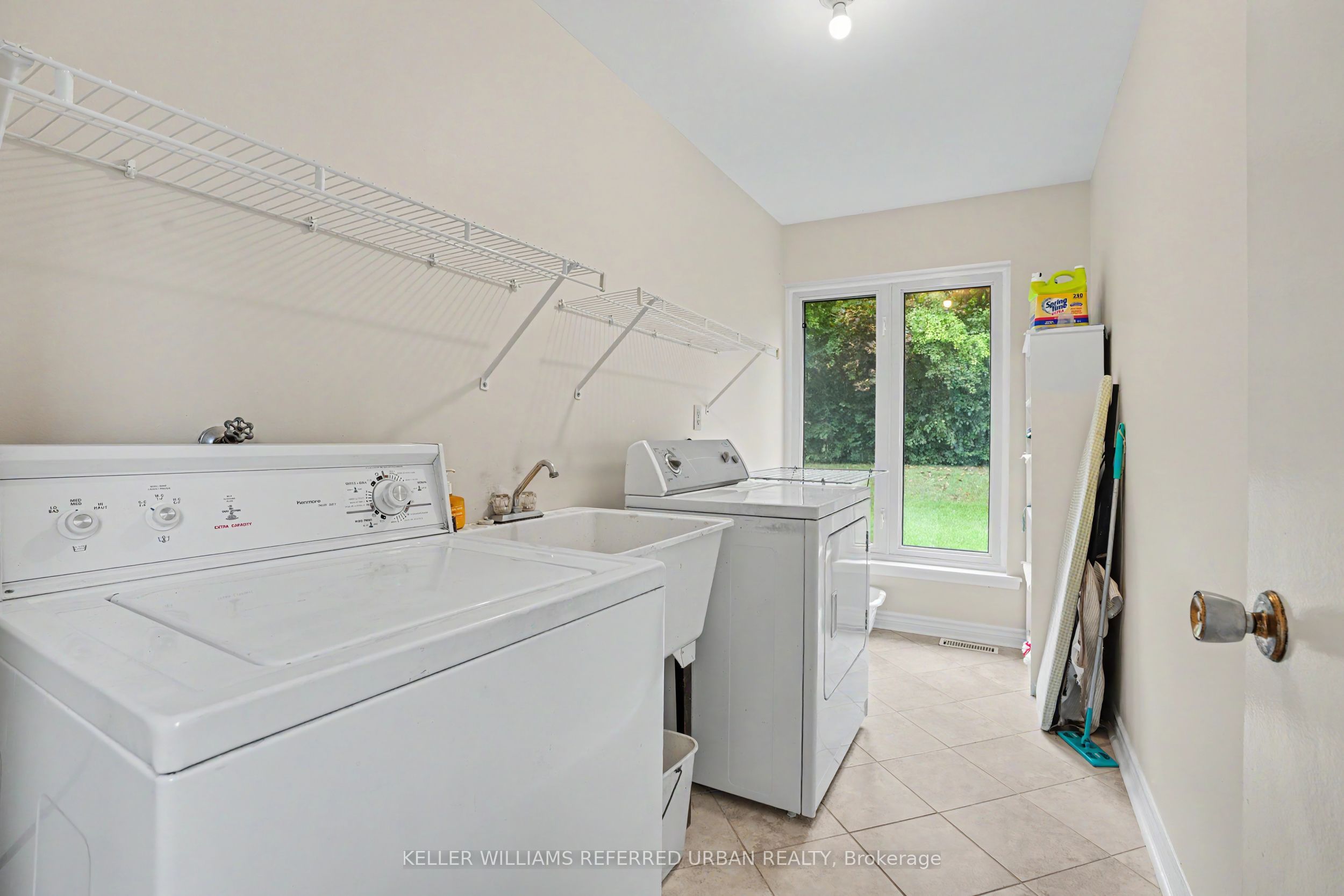 2653 Constable Road Property Photo 31