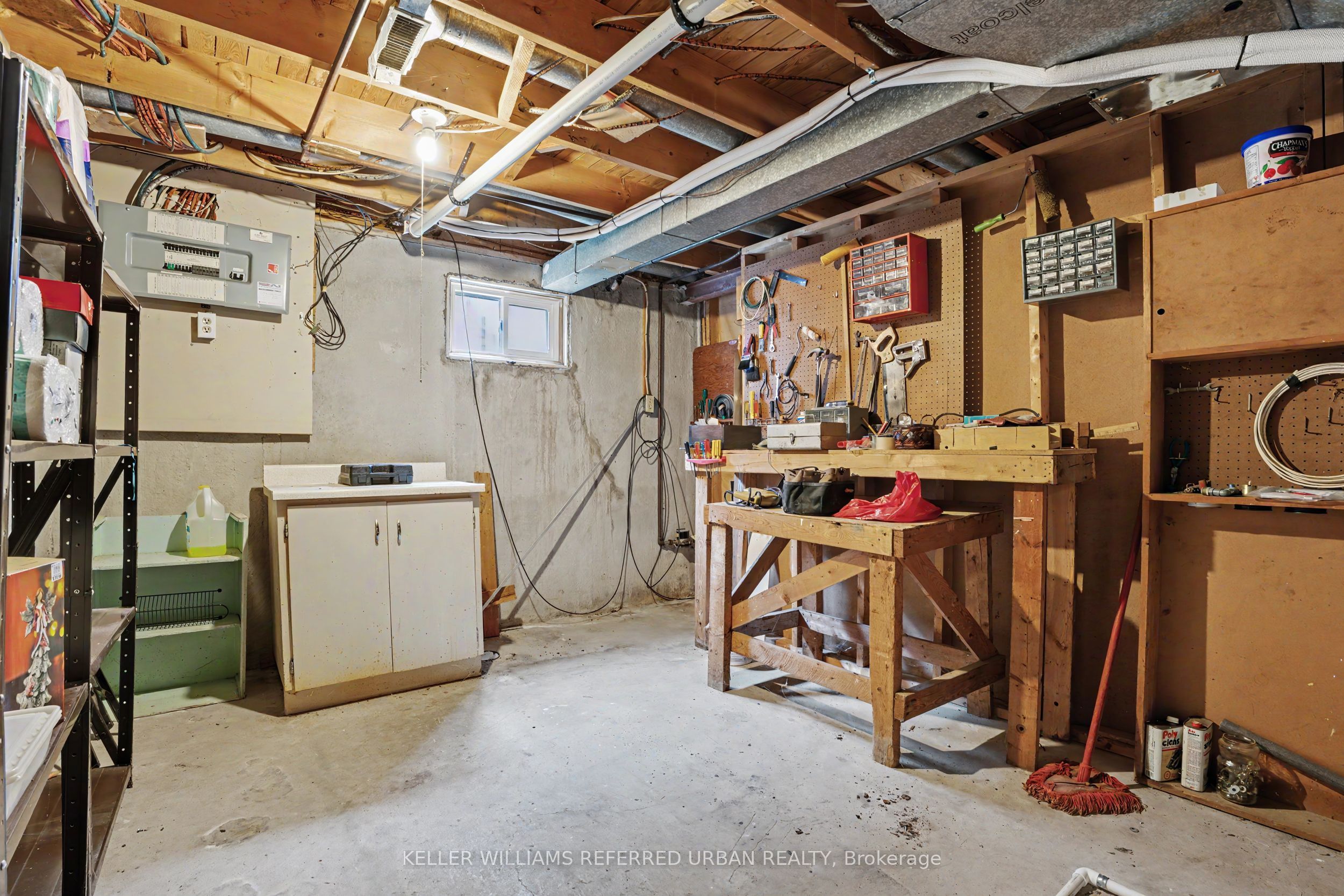 2653 Constable Road Property Photo 36