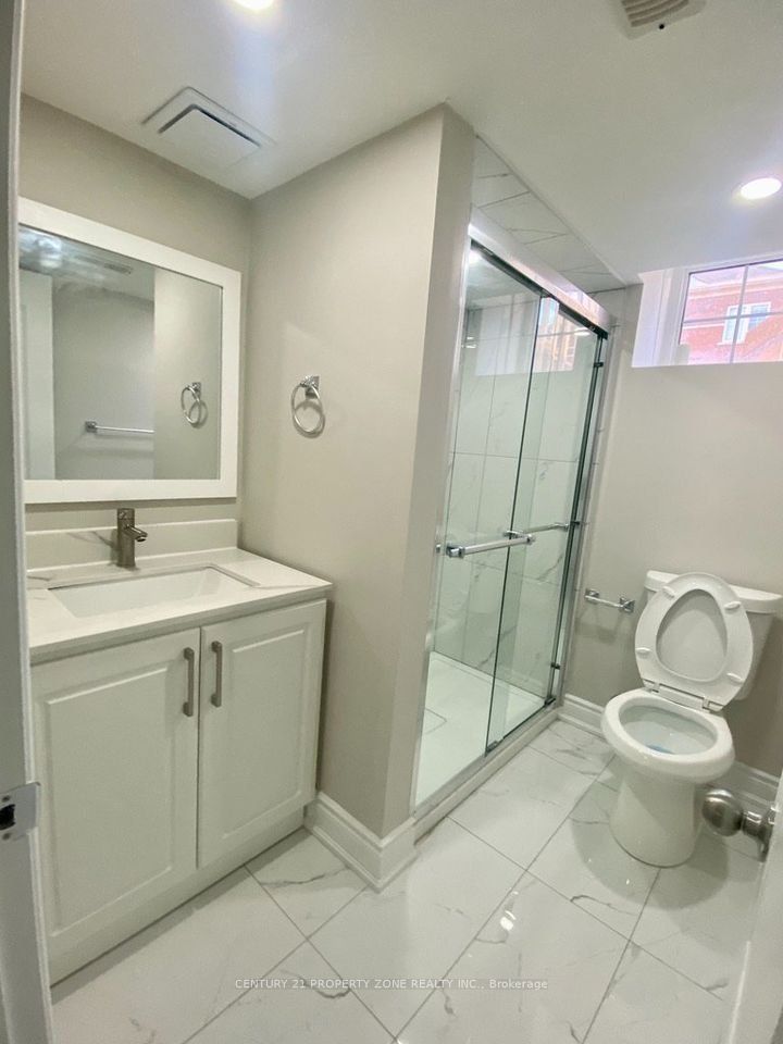 15234 Danby Road Lower Property Photo 7