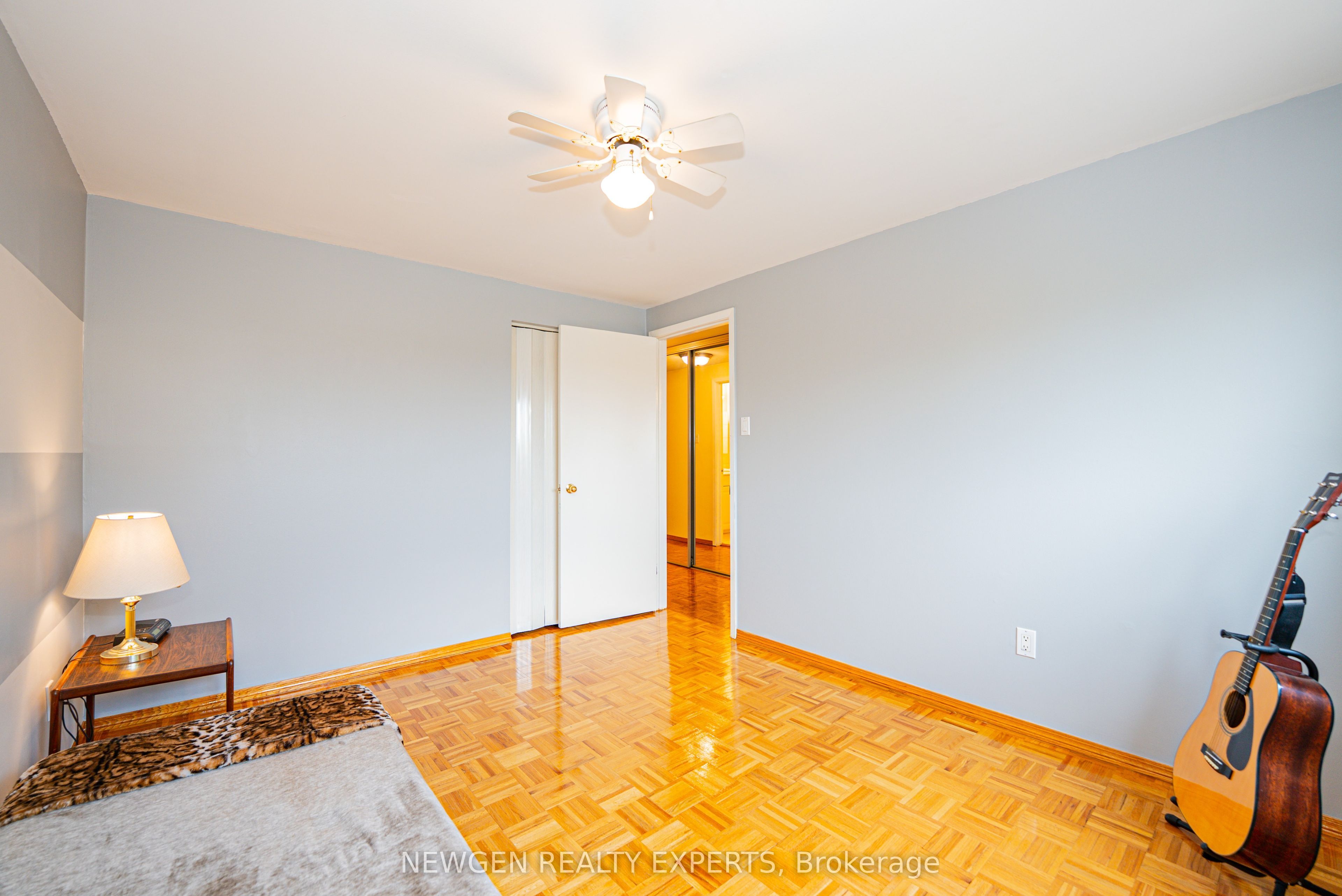 46 Dearbourne Boulevard 56 Property Photo 23