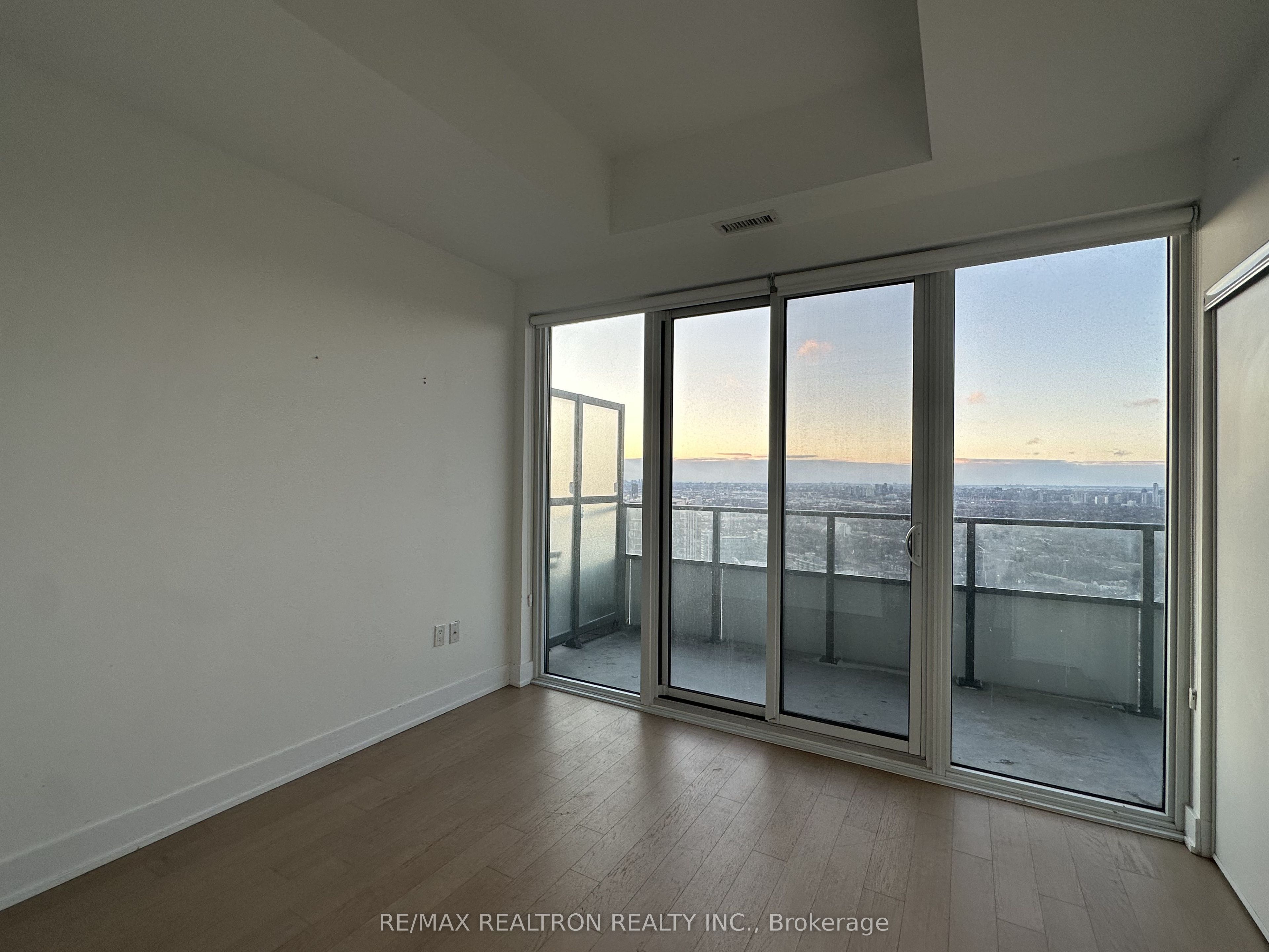 30 Shore Breeze Drive 5202 Property Photo 11