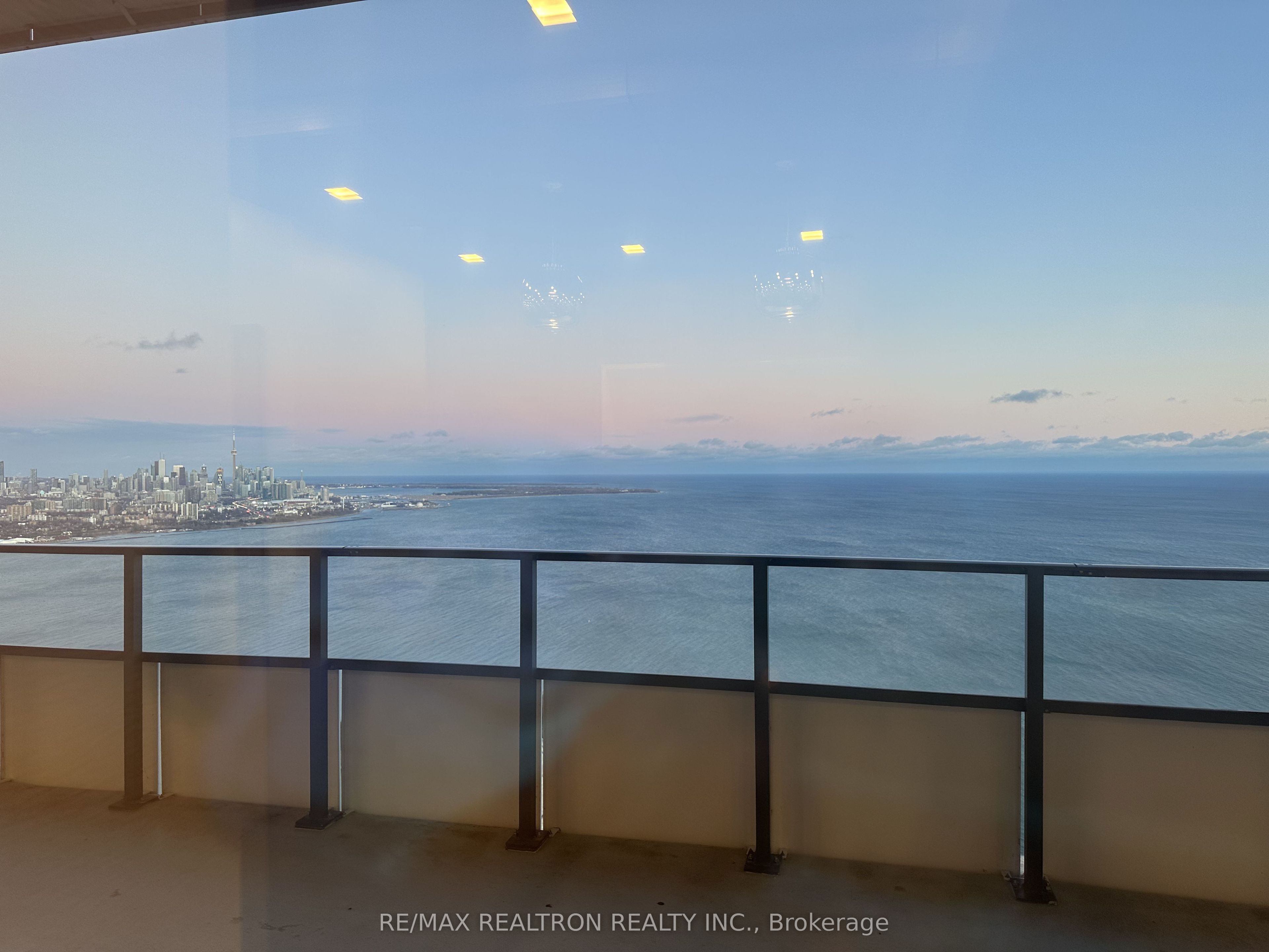 30 Shore Breeze Drive 5202 Property Photo 18