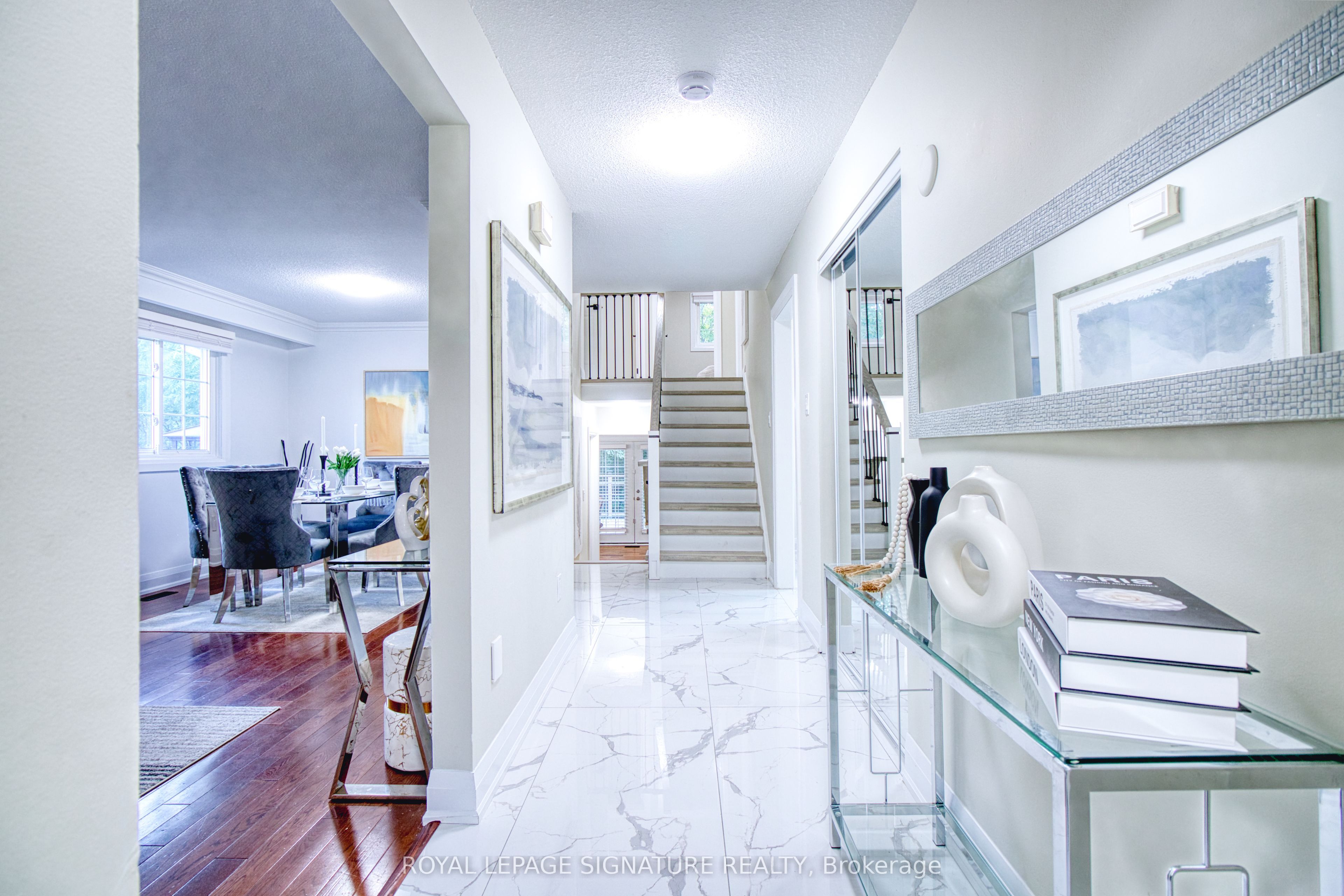 1414 Harmsworth Square Property Photo 7