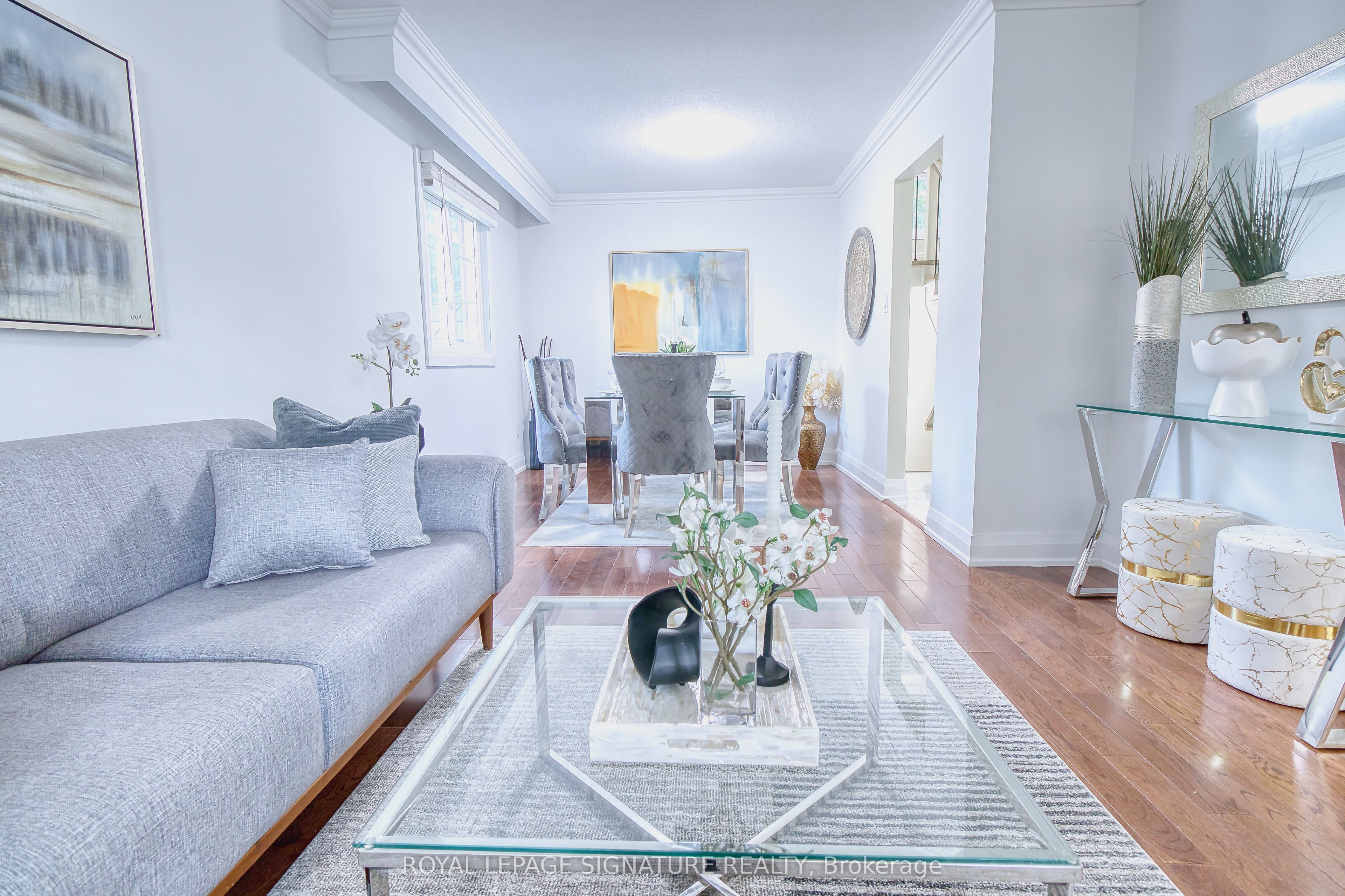 1414 Harmsworth Square Property Photo 10