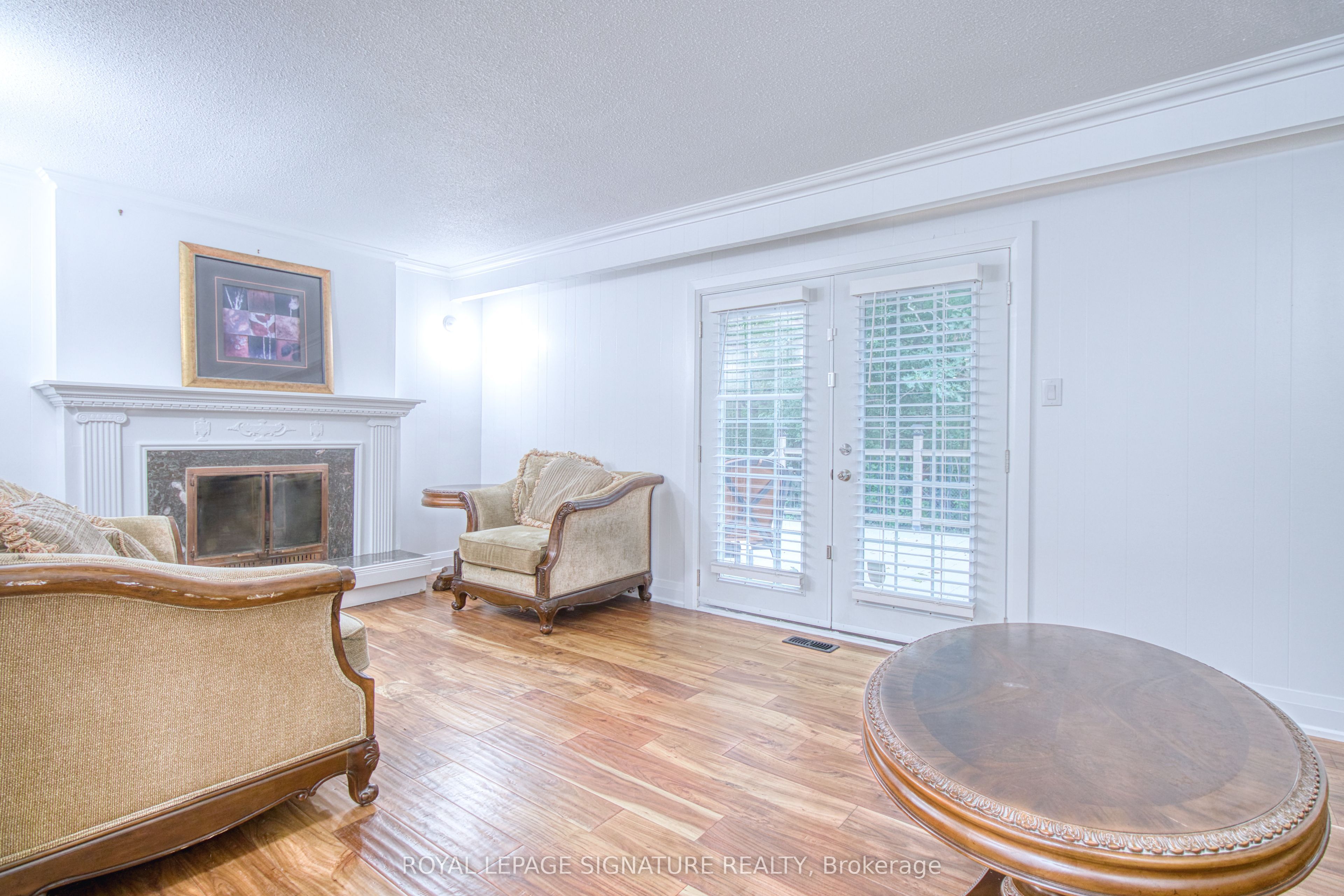 1414 Harmsworth Square Property Photo 35
