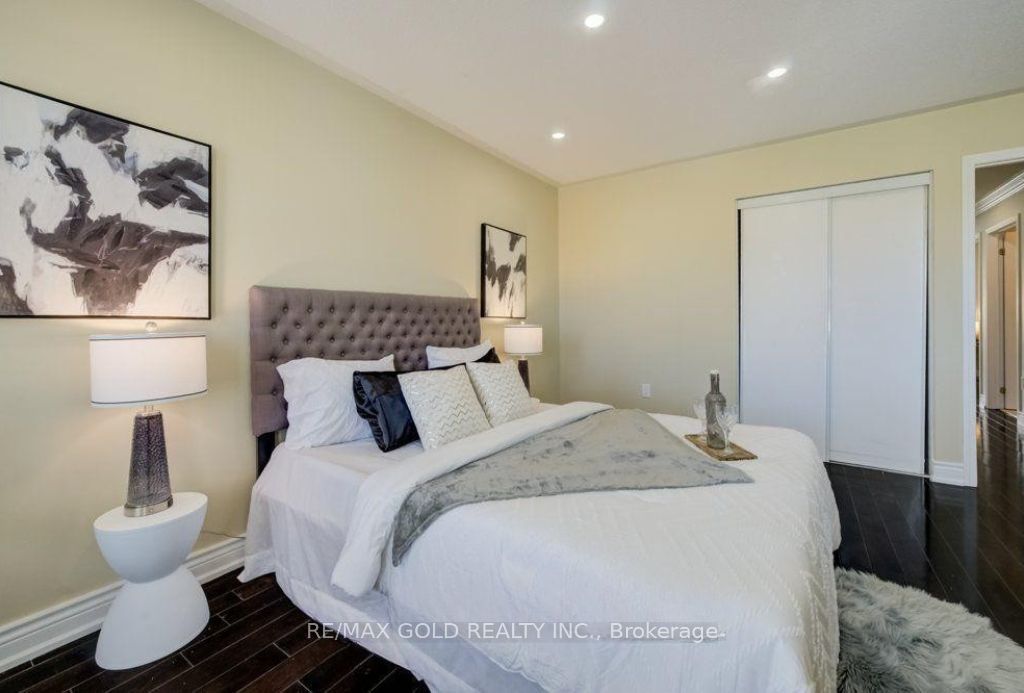 688 Hepburn Road Property Photo 19