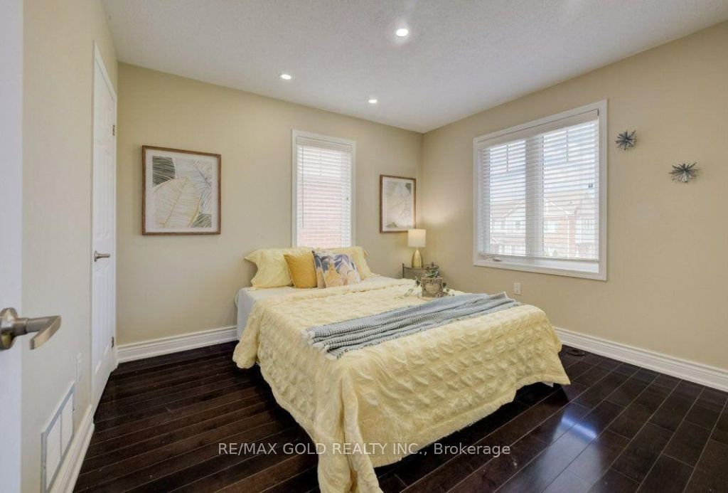 688 Hepburn Road Property Photo 20