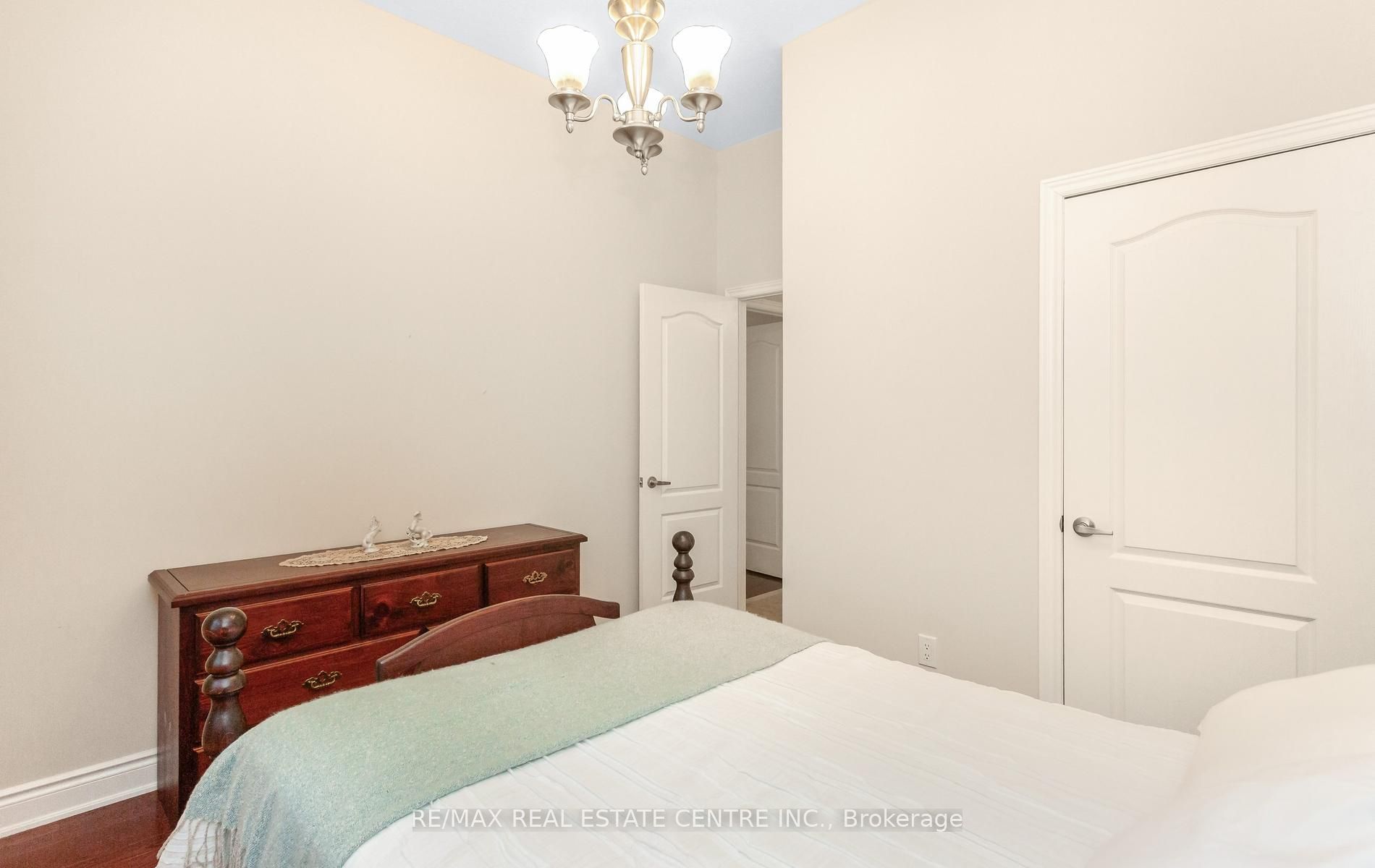 15 Concorde Drive Property Photo 38