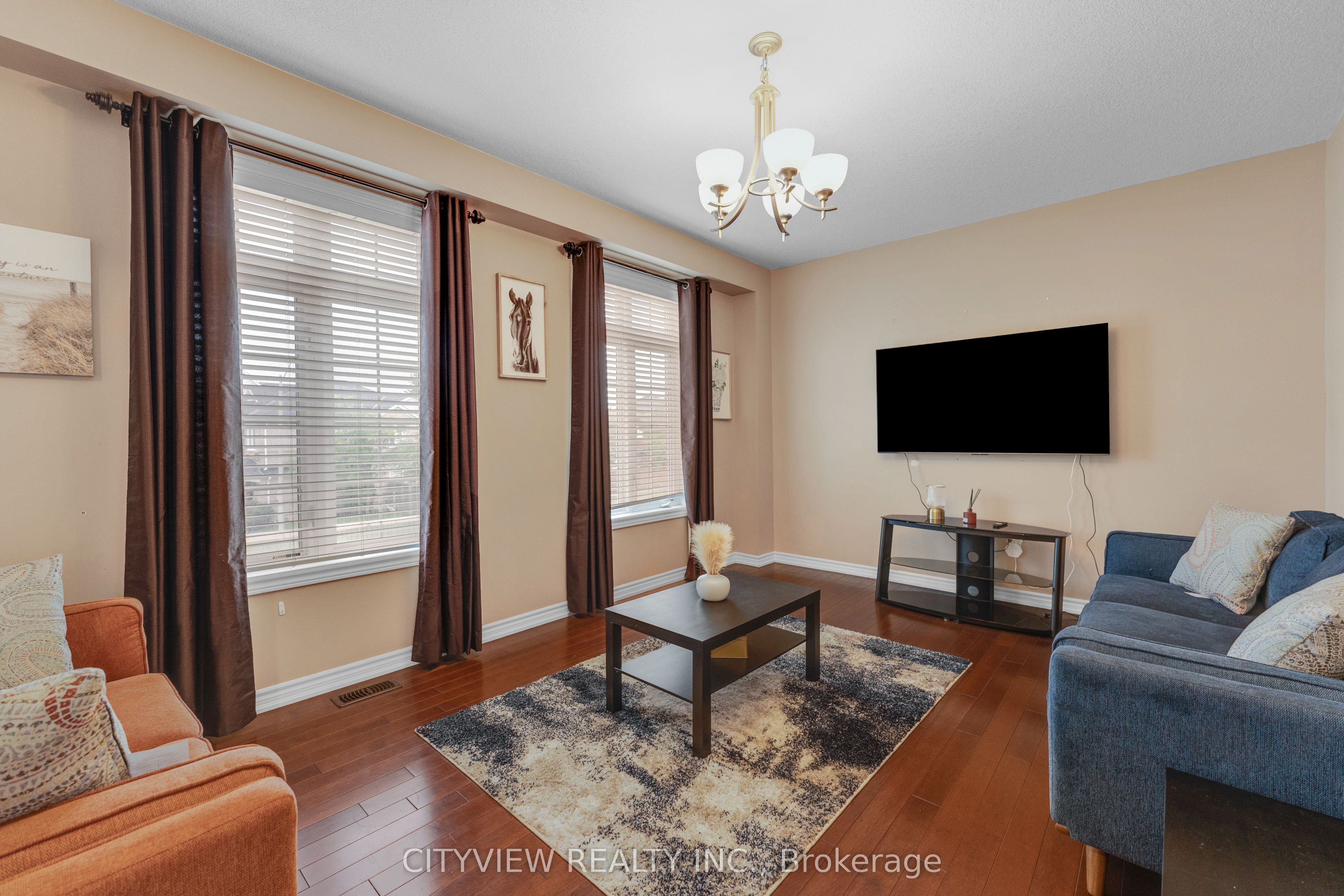569 Miller Way Property Photo 10