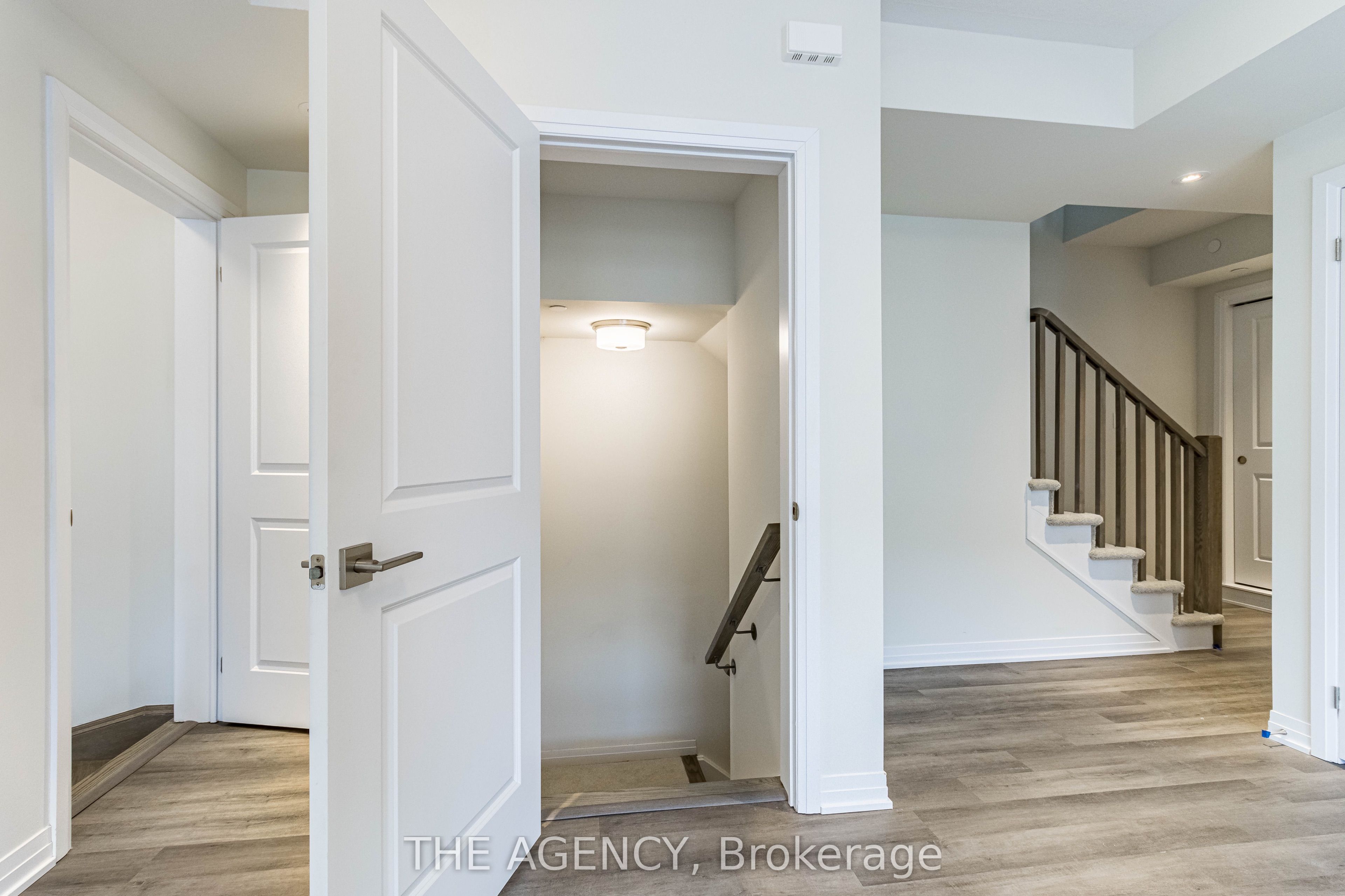 45 Fieldridge Crescent 24 Property Photo 33