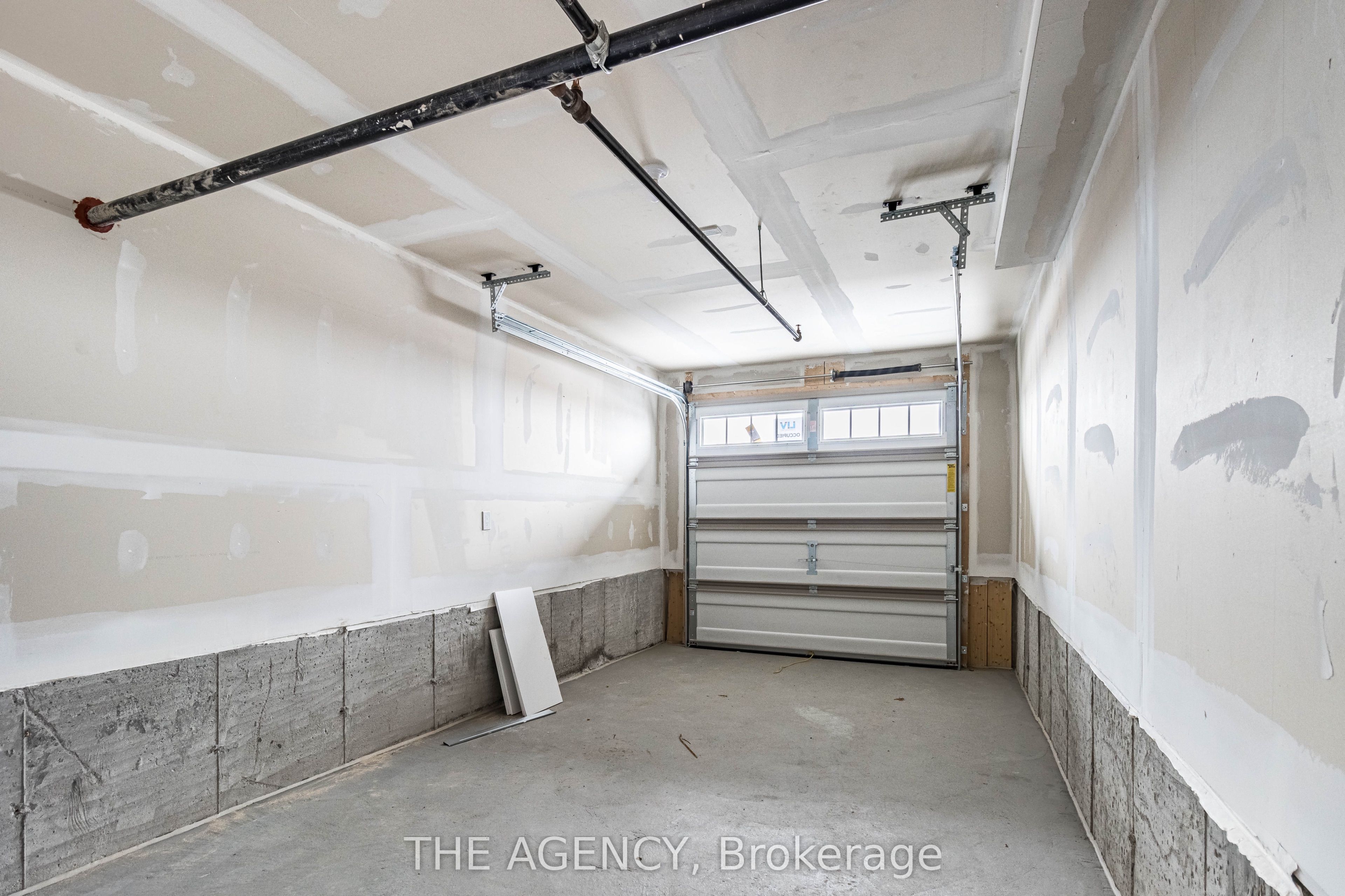 45 Fieldridge Crescent 24 Property Photo 35