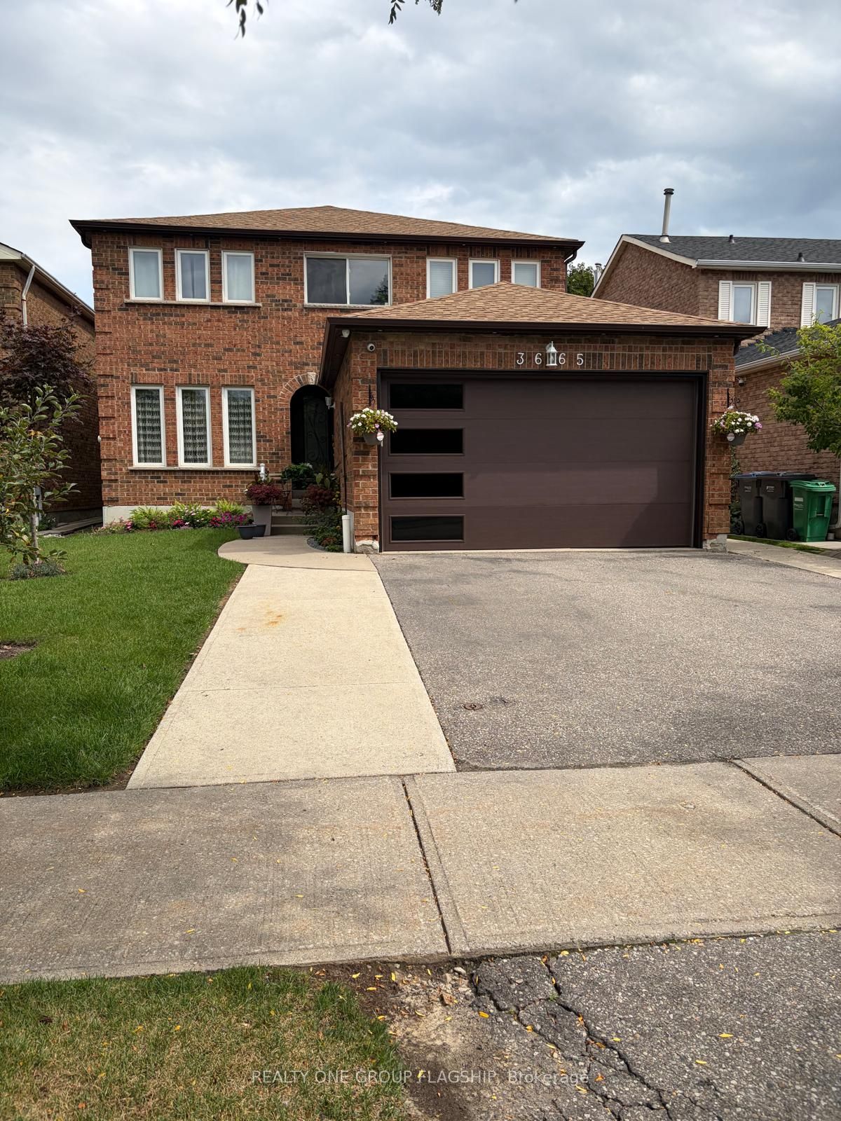 3665 Colonial Lower Drive Property Photo 1