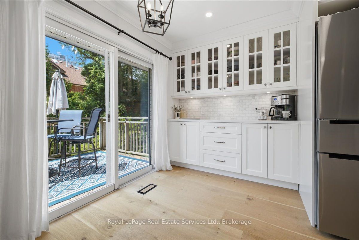 2120 Marine Drive 5 Property Photo 8