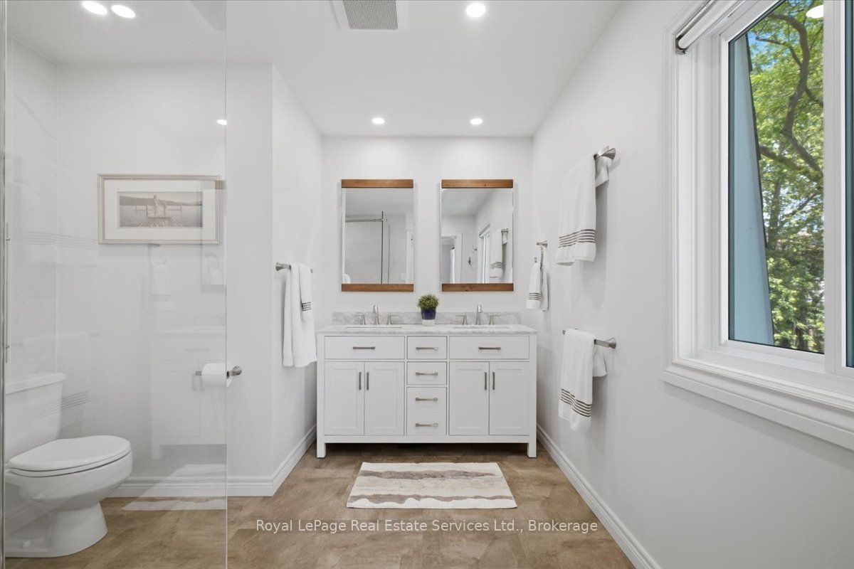 2120 Marine Drive 5 Property Photo 15