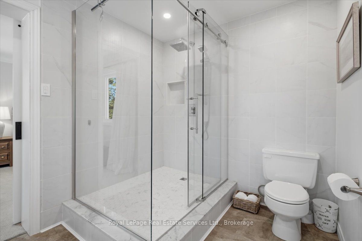 2120 Marine Drive 5 Property Photo 16