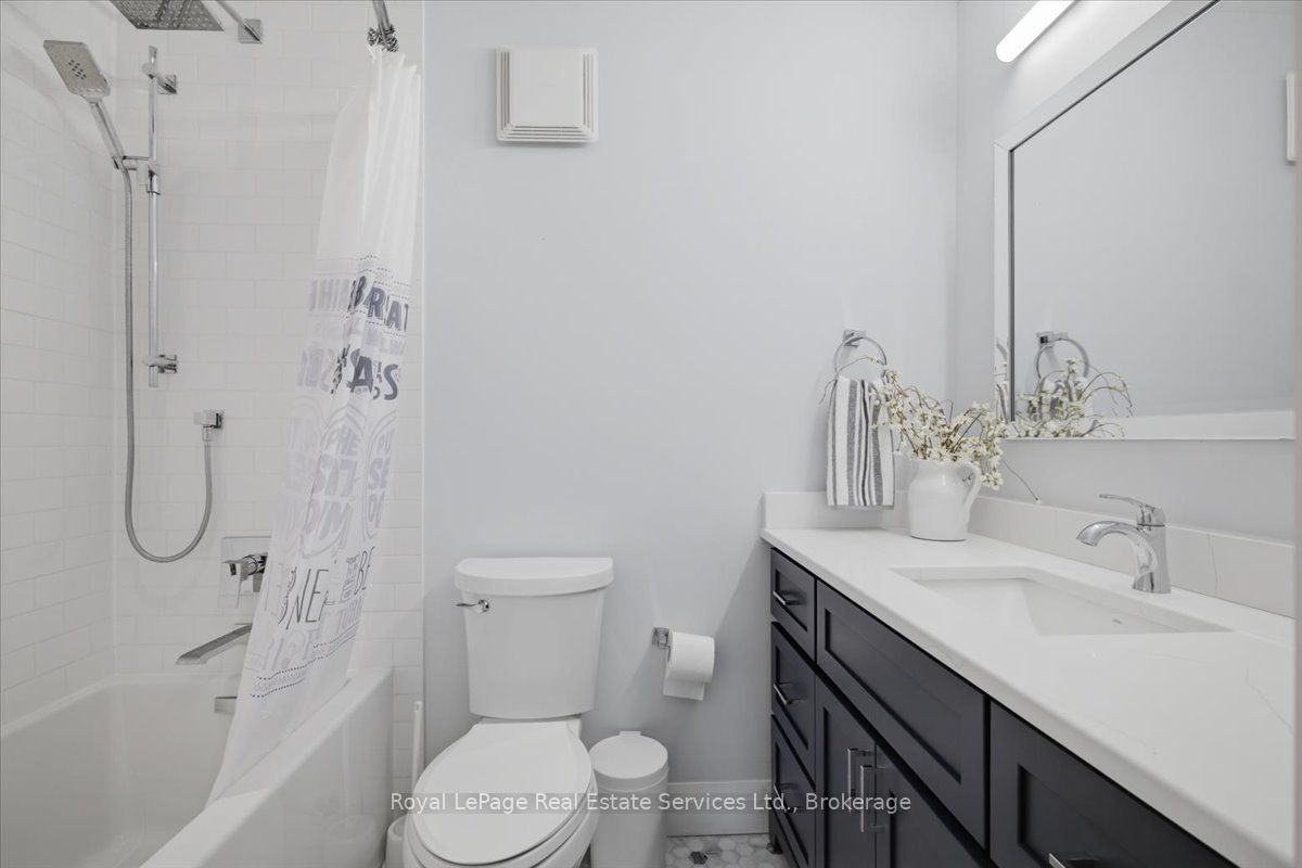 2120 Marine Drive 5 Property Photo 18