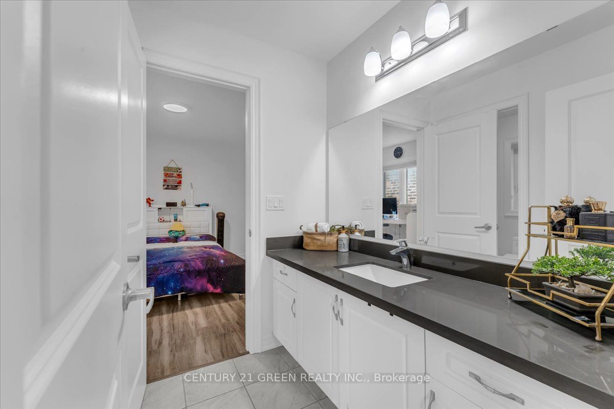 16 Grendon Crescent Property Photo 29