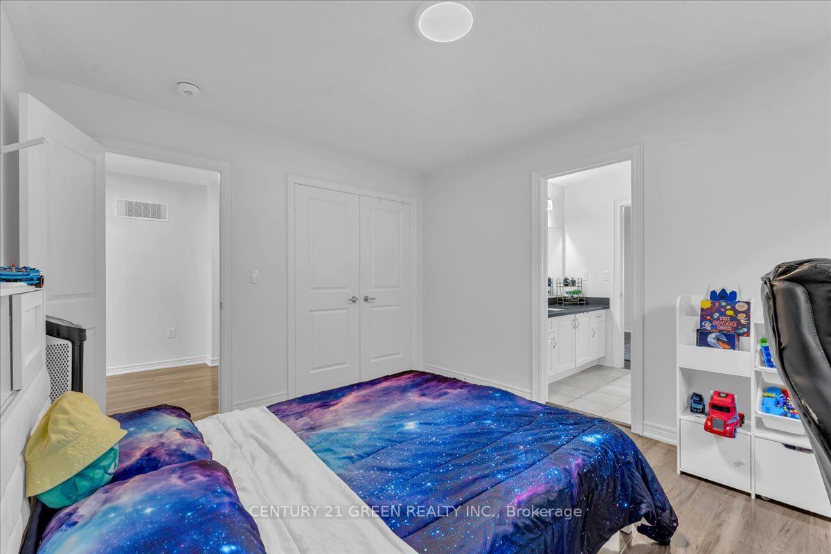16 Grendon Crescent Property Photo 31