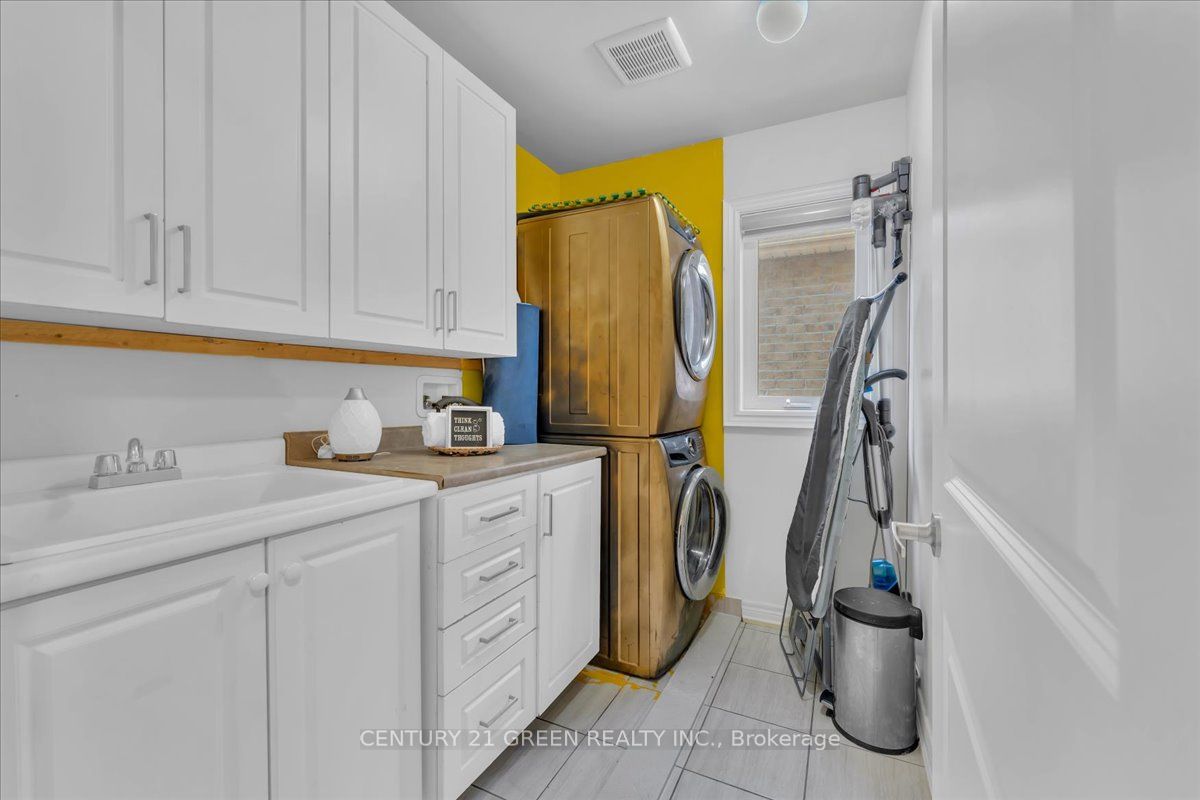 16 Grendon Crescent Property Photo 33