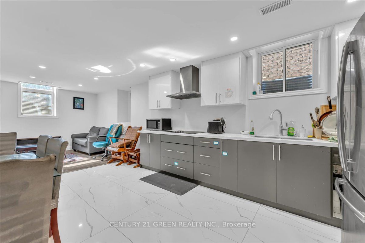 16 Grendon Crescent Property Photo 40