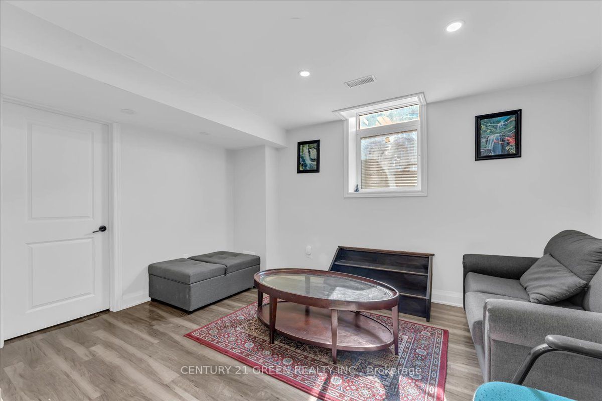 16 Grendon Crescent Property Photo 42