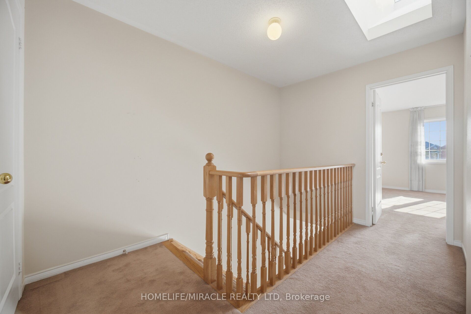 101 Crystalview Crescent Property Photo 20