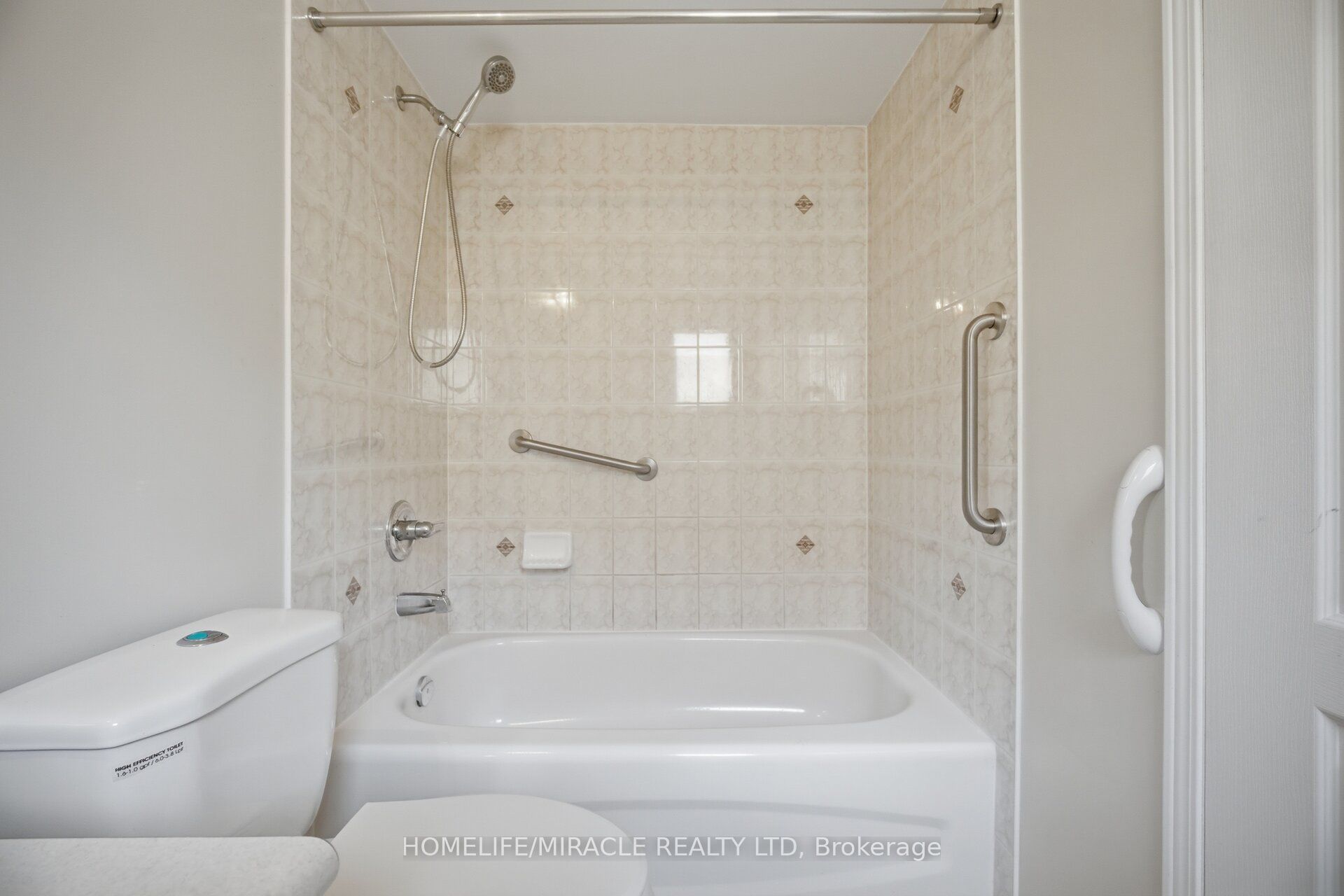 101 Crystalview Crescent Property Photo 25