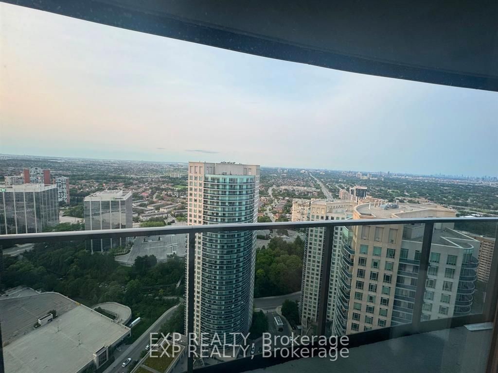 60 Absolute Avenue 3707 Property Photo 12