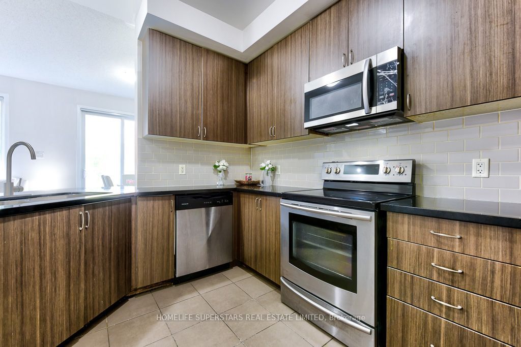 61 Utopia Way Property Photo 8