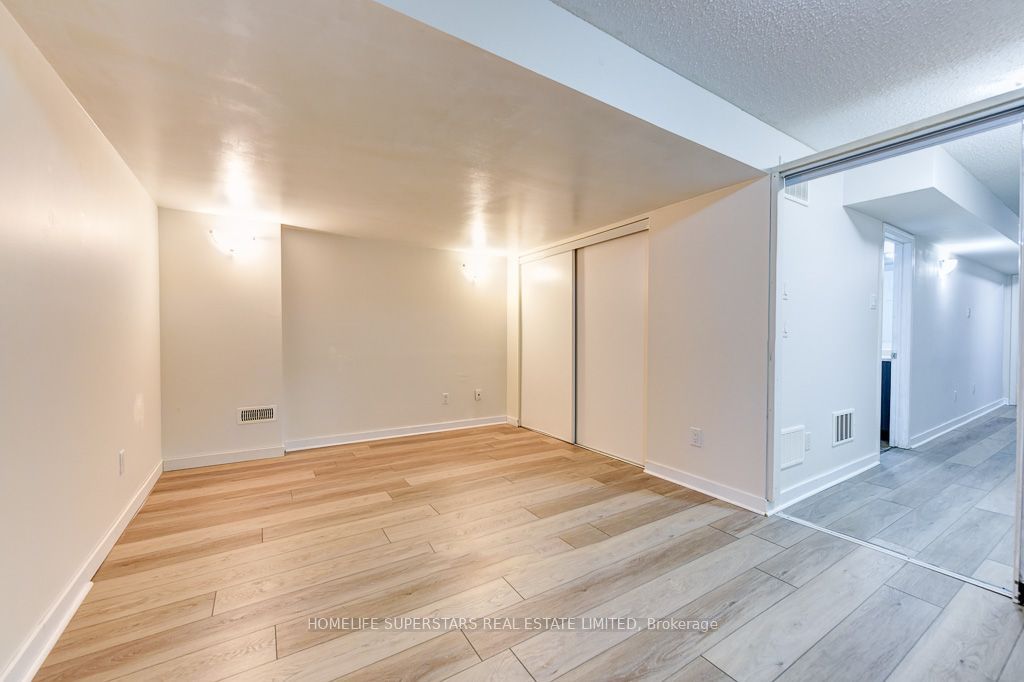 61 Utopia Way Property Photo 30