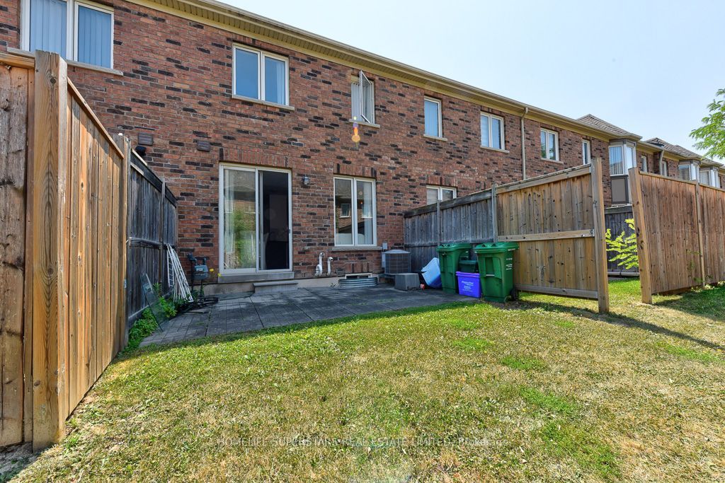 61 Utopia Way Property Photo 32
