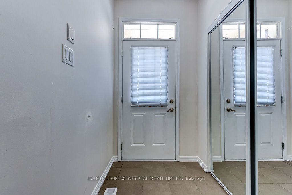61 Utopia Way Property Photo 35