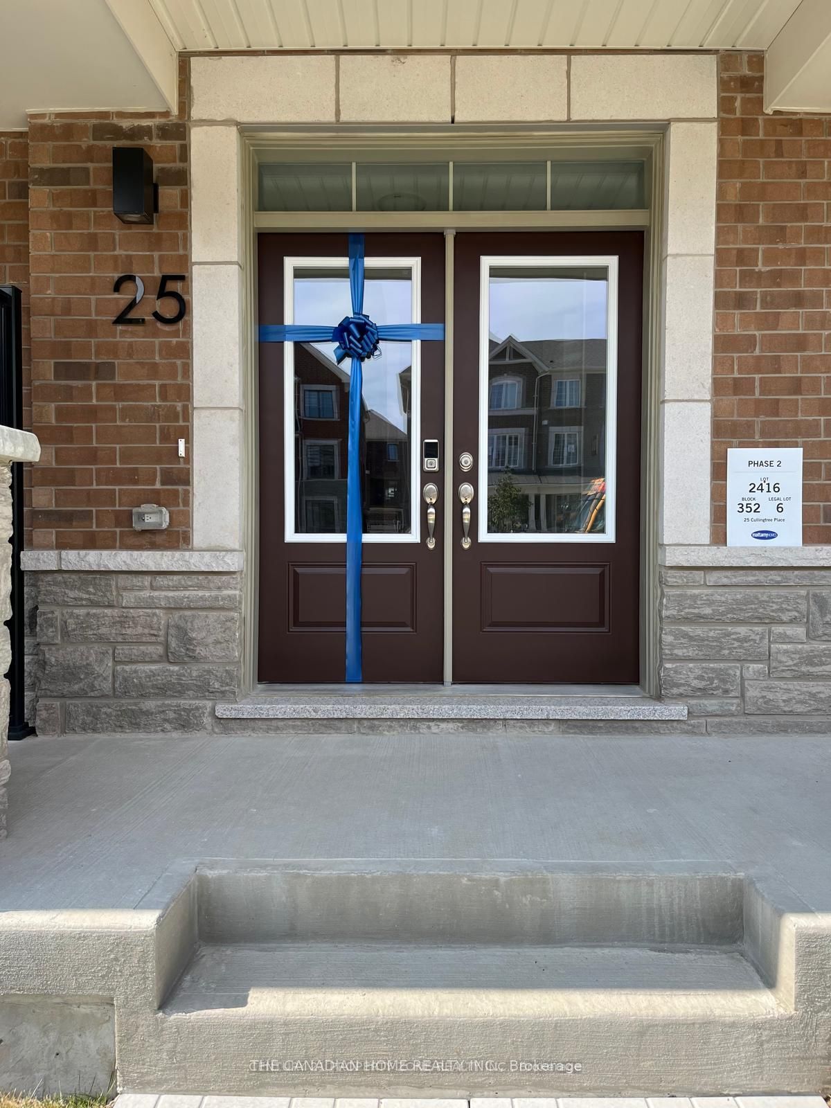 25 Cullingtree Place Property Photo 1