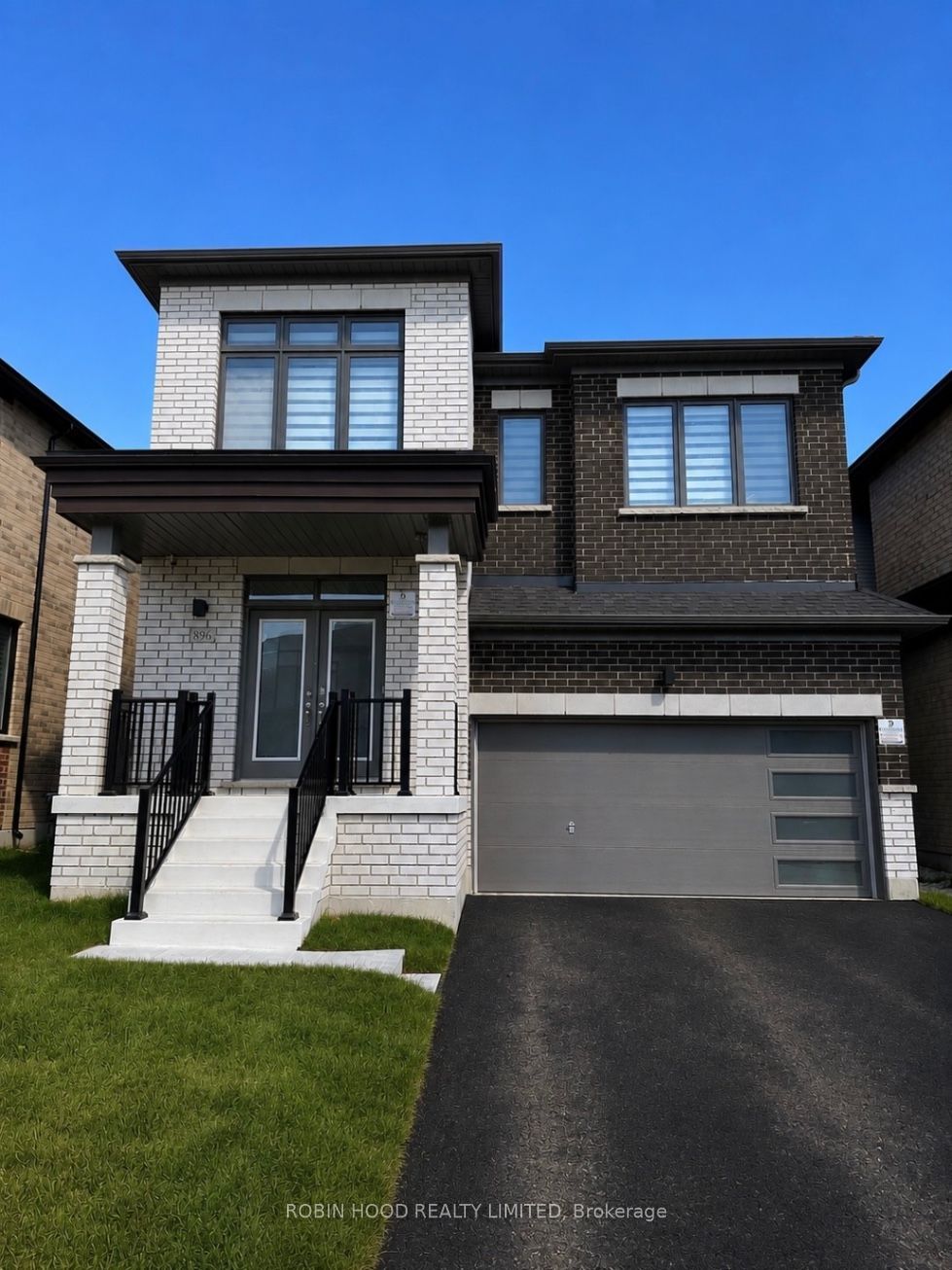 896 Apple Terrace Property Photo 1