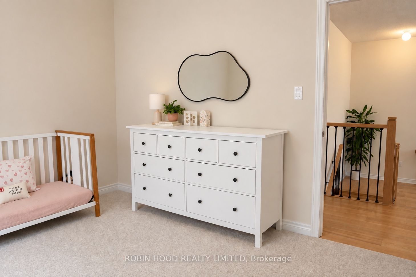 896 Apple Terrace Property Photo 22
