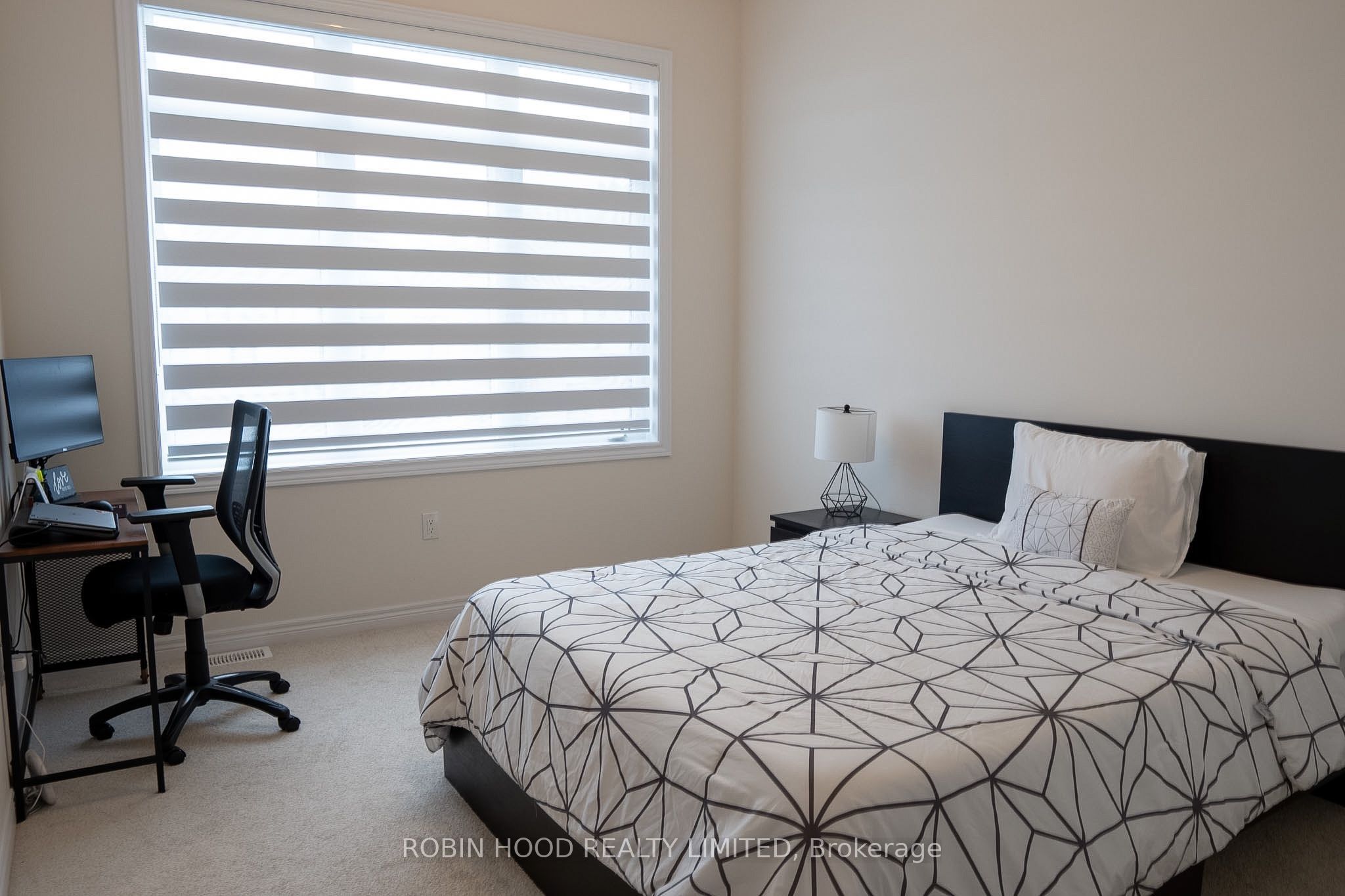 896 Apple Terrace Property Photo 24