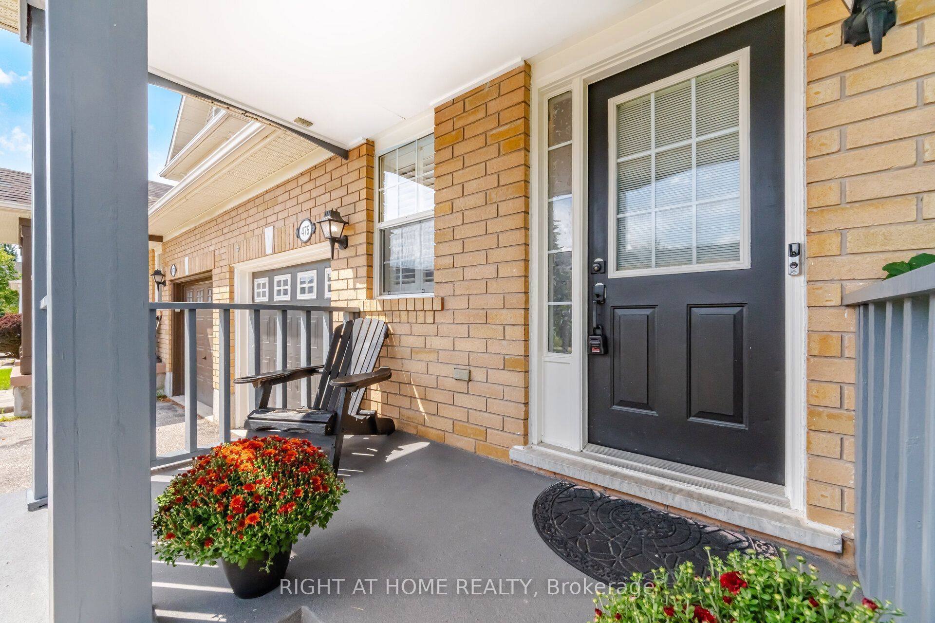 475 Collis Court Property Photo 4