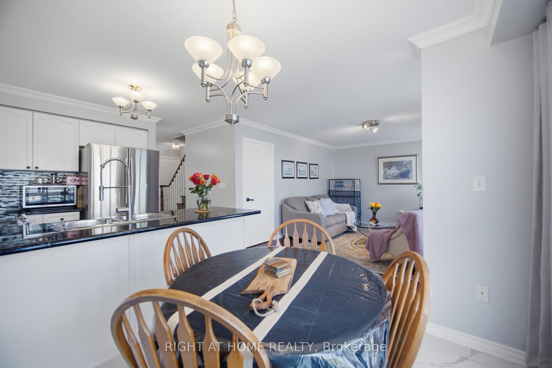 475 Collis Court Property Photo 13
