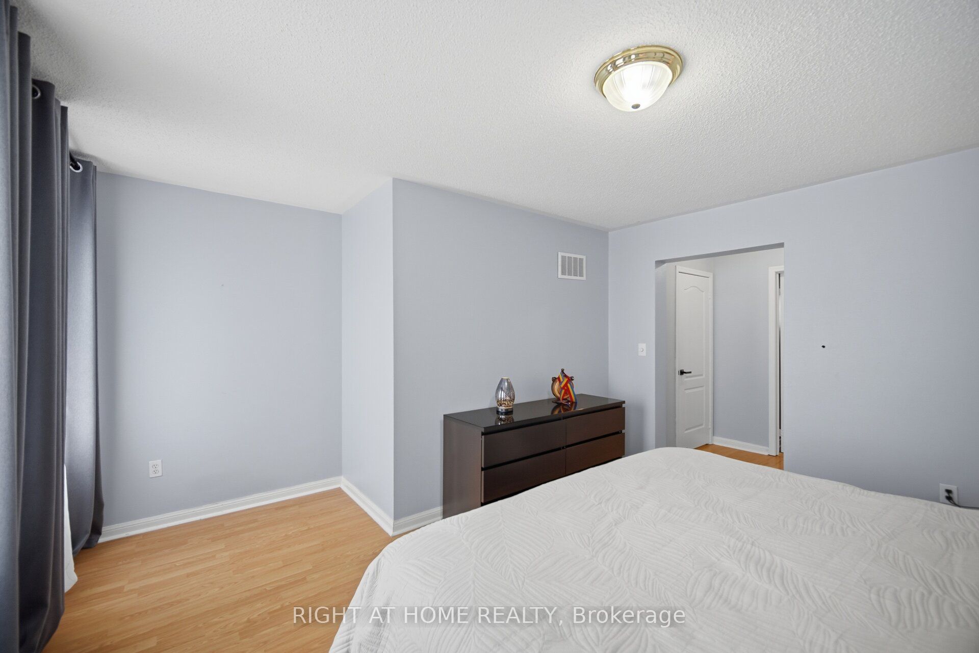 475 Collis Court Property Photo 22