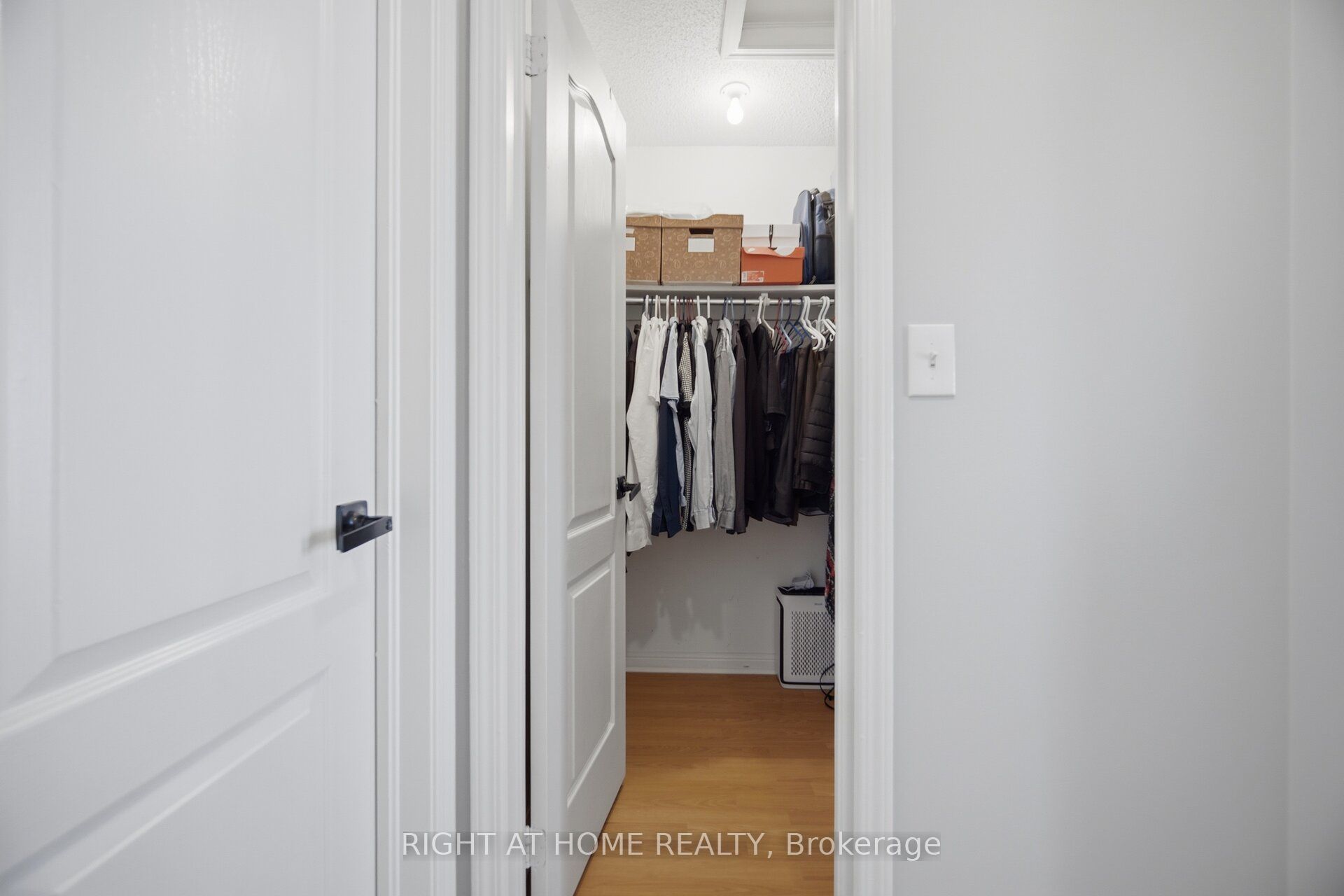 475 Collis Court Property Photo 25