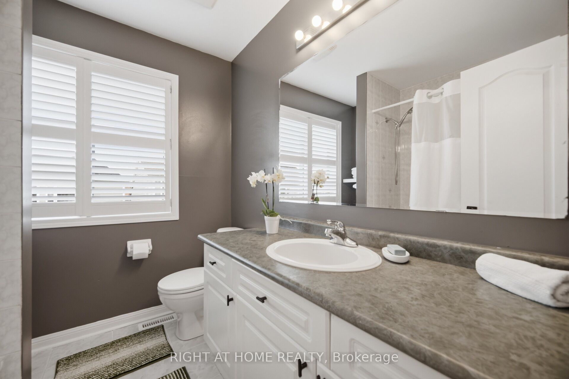 475 Collis Court Property Photo 28