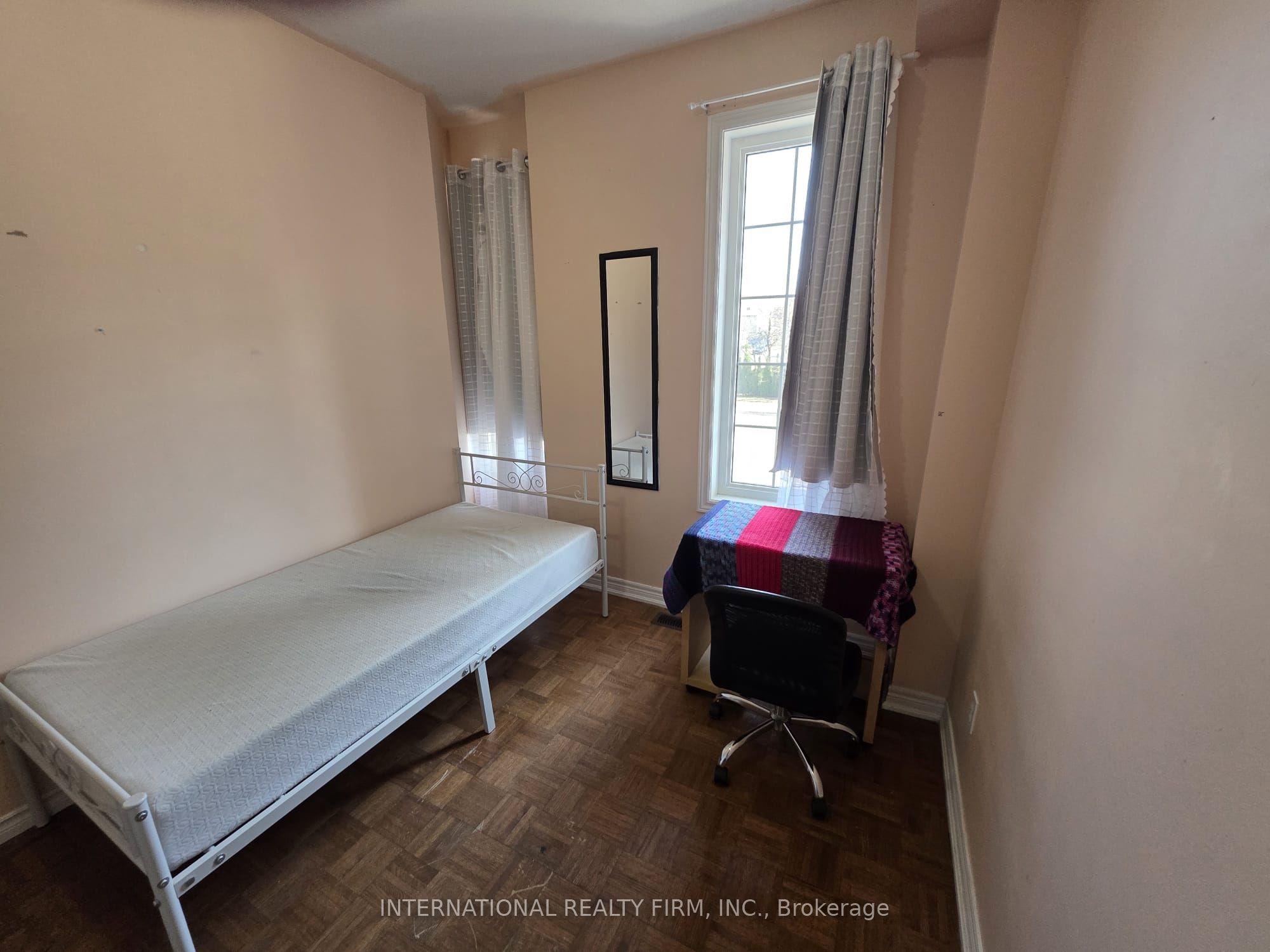 66 Leitch Avenue Property Photo 15