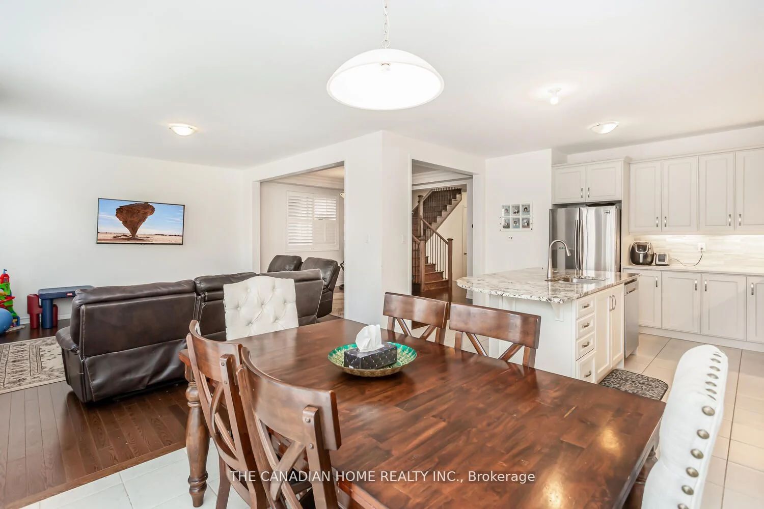 1261 Rose Way Property Photo 10