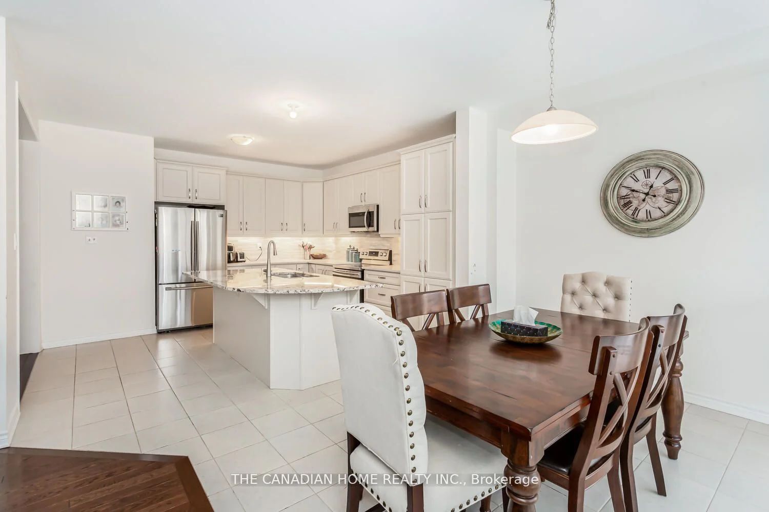 1261 Rose Way Property Photo 11