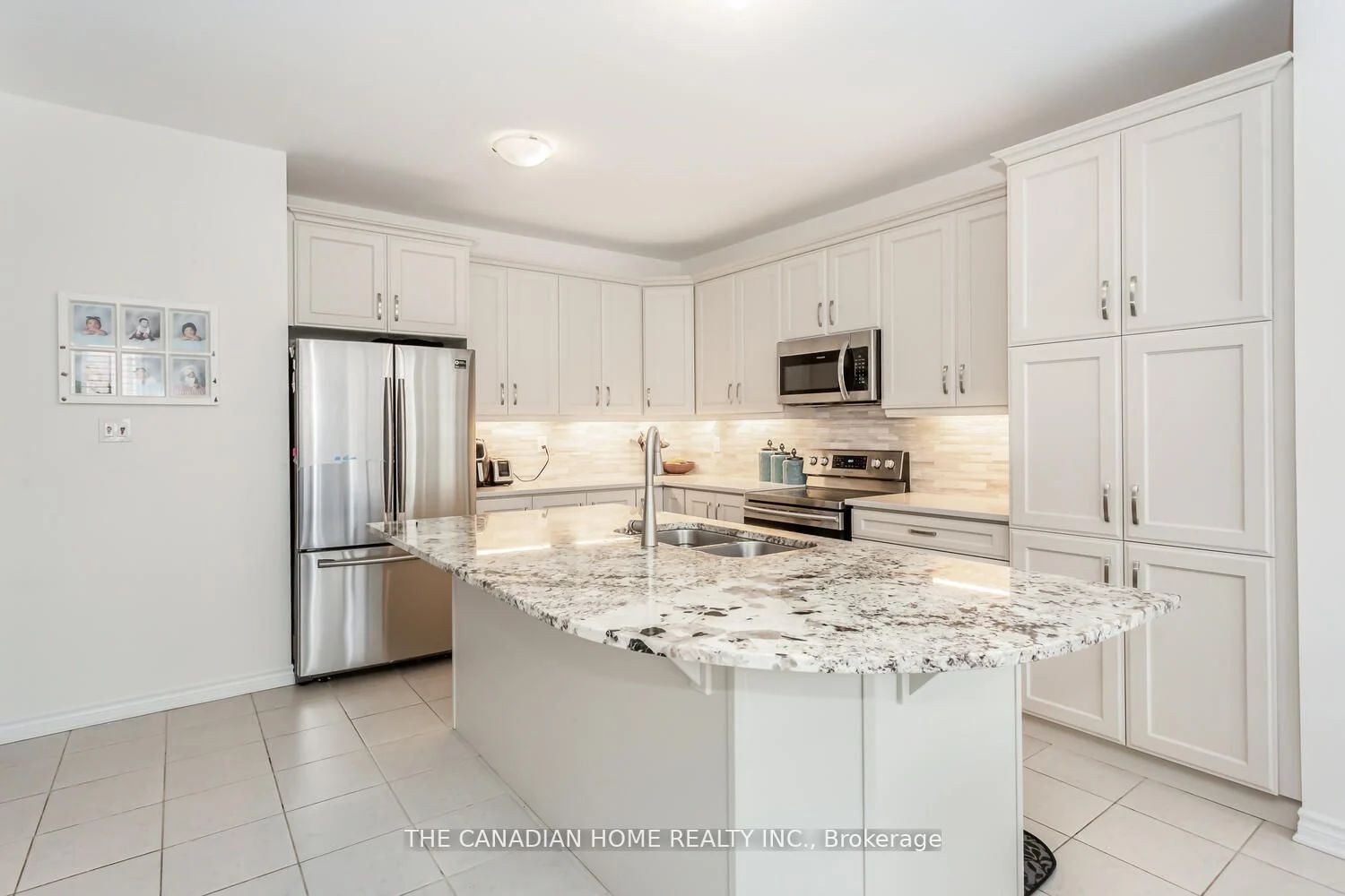 1261 Rose Way Property Photo 13