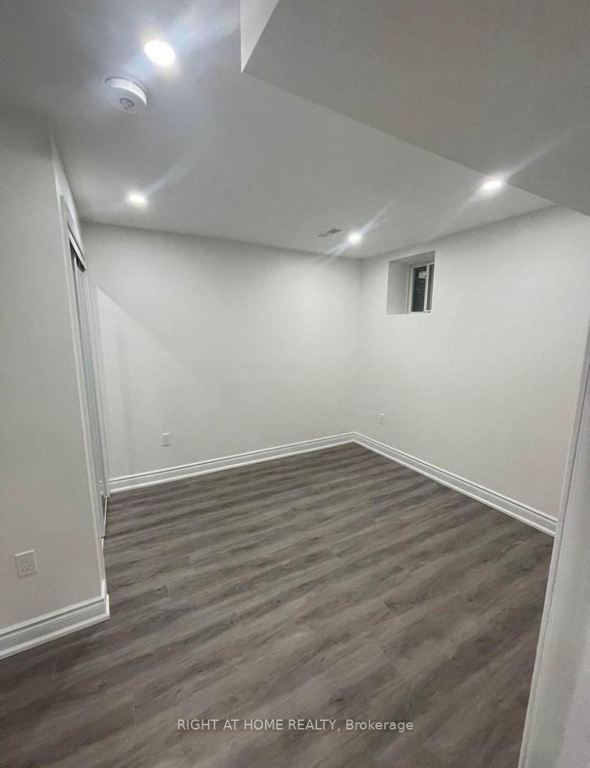 264 Robert Parkinson Drive Basement Property Photo 9