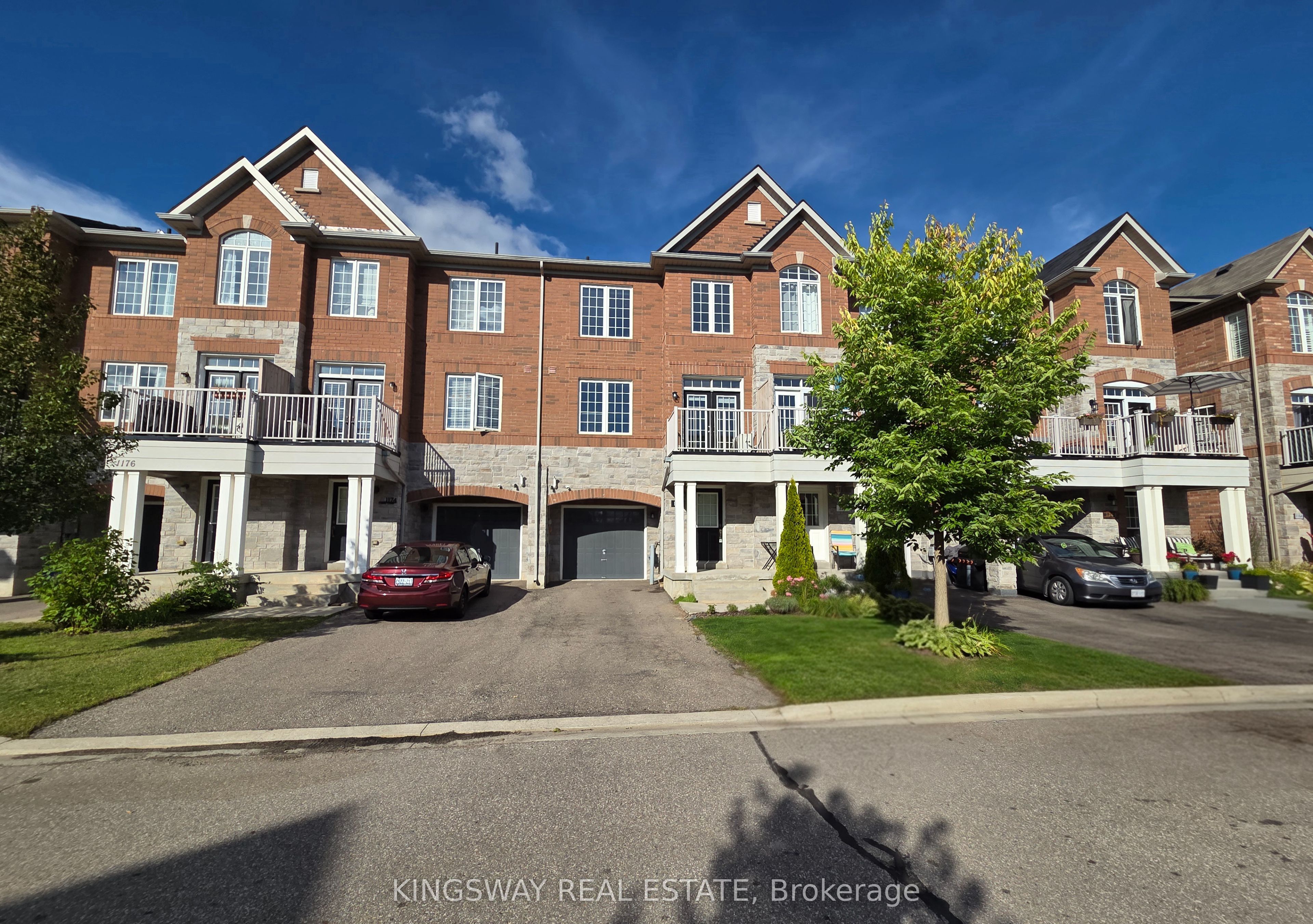 1172 Durno Court Property Photo 1